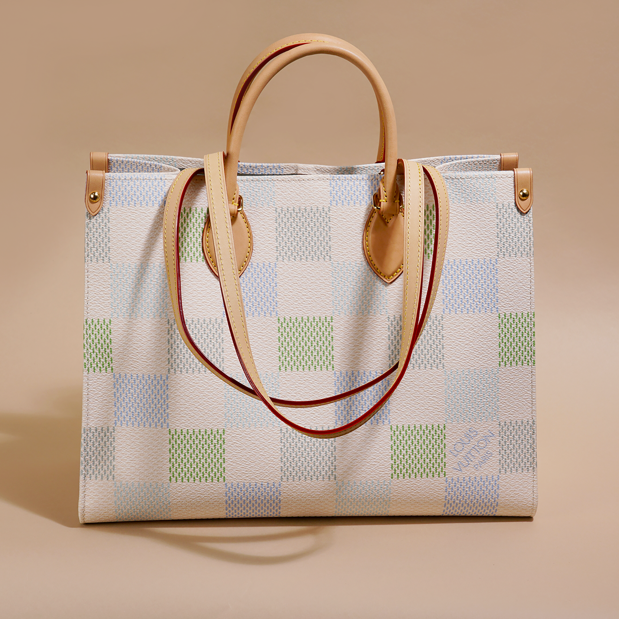 In the mood for Louis Vuitton?split-banner image