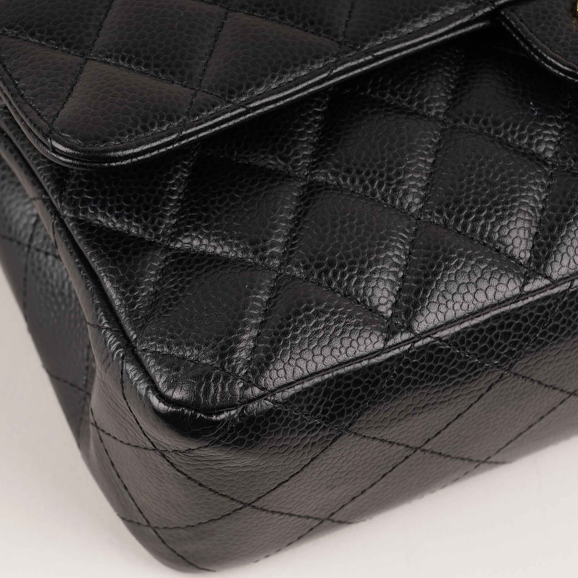 Classic Medium Double Flap Bag image