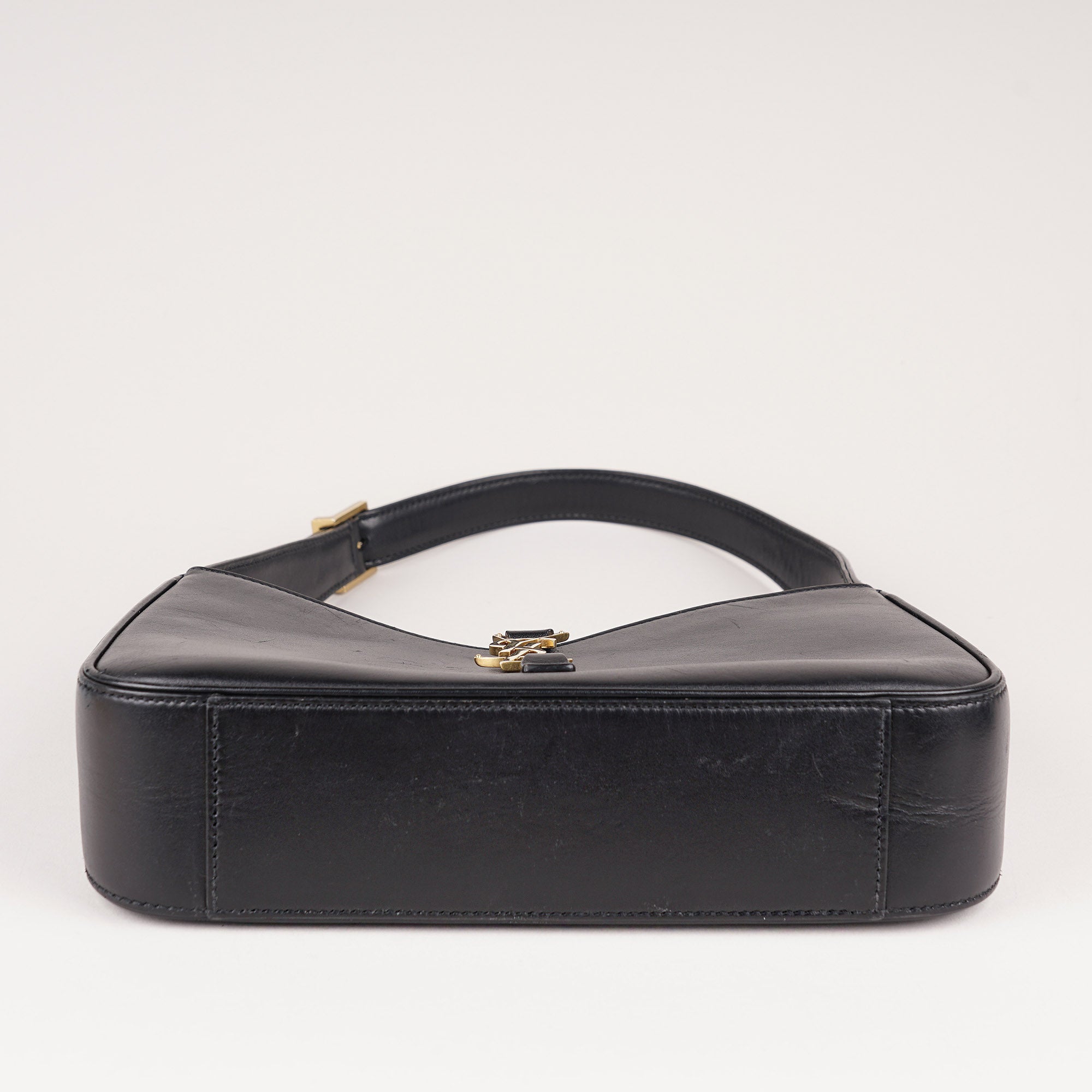 Le 5 à 7 Hobo Bag image