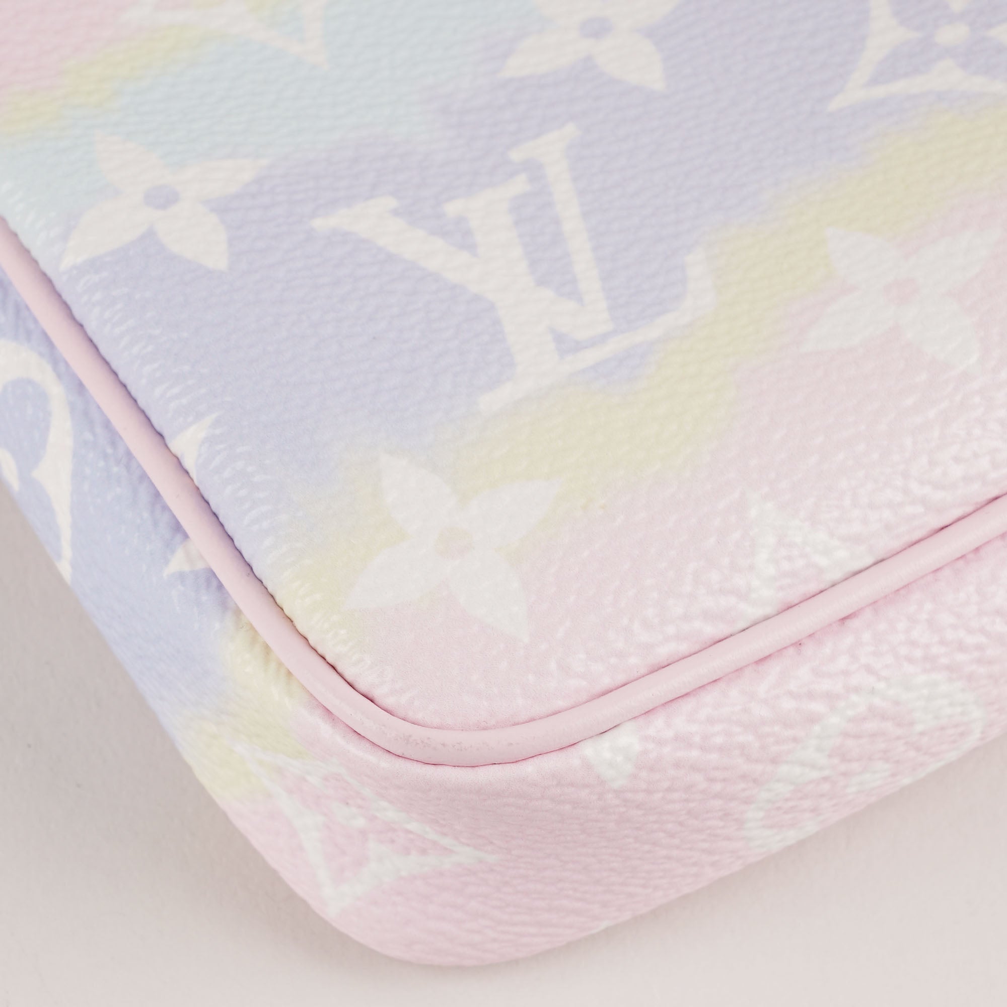 Mini Pochette Accessoires By The Pool image