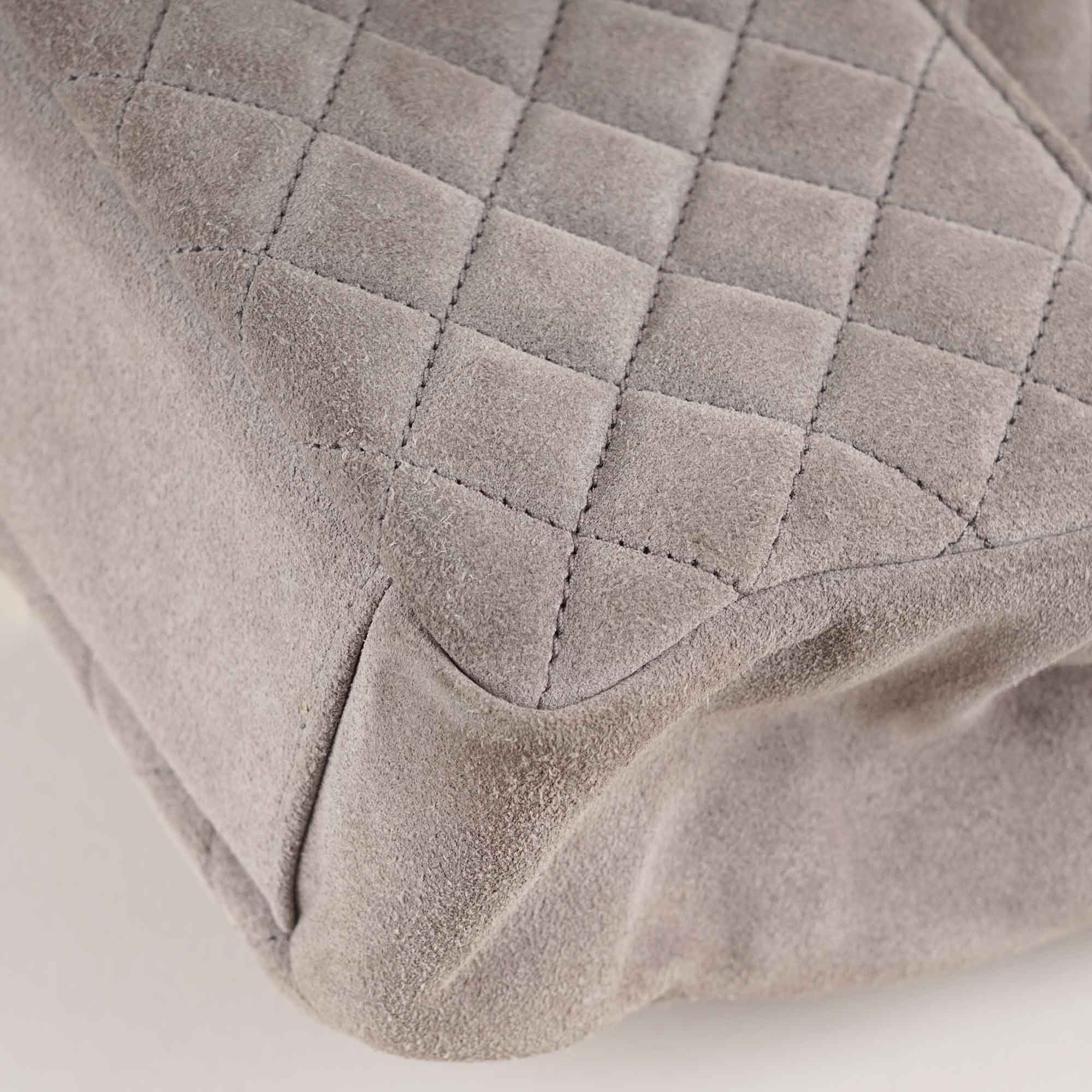 Soft Small Envelope Shoulder Bag image