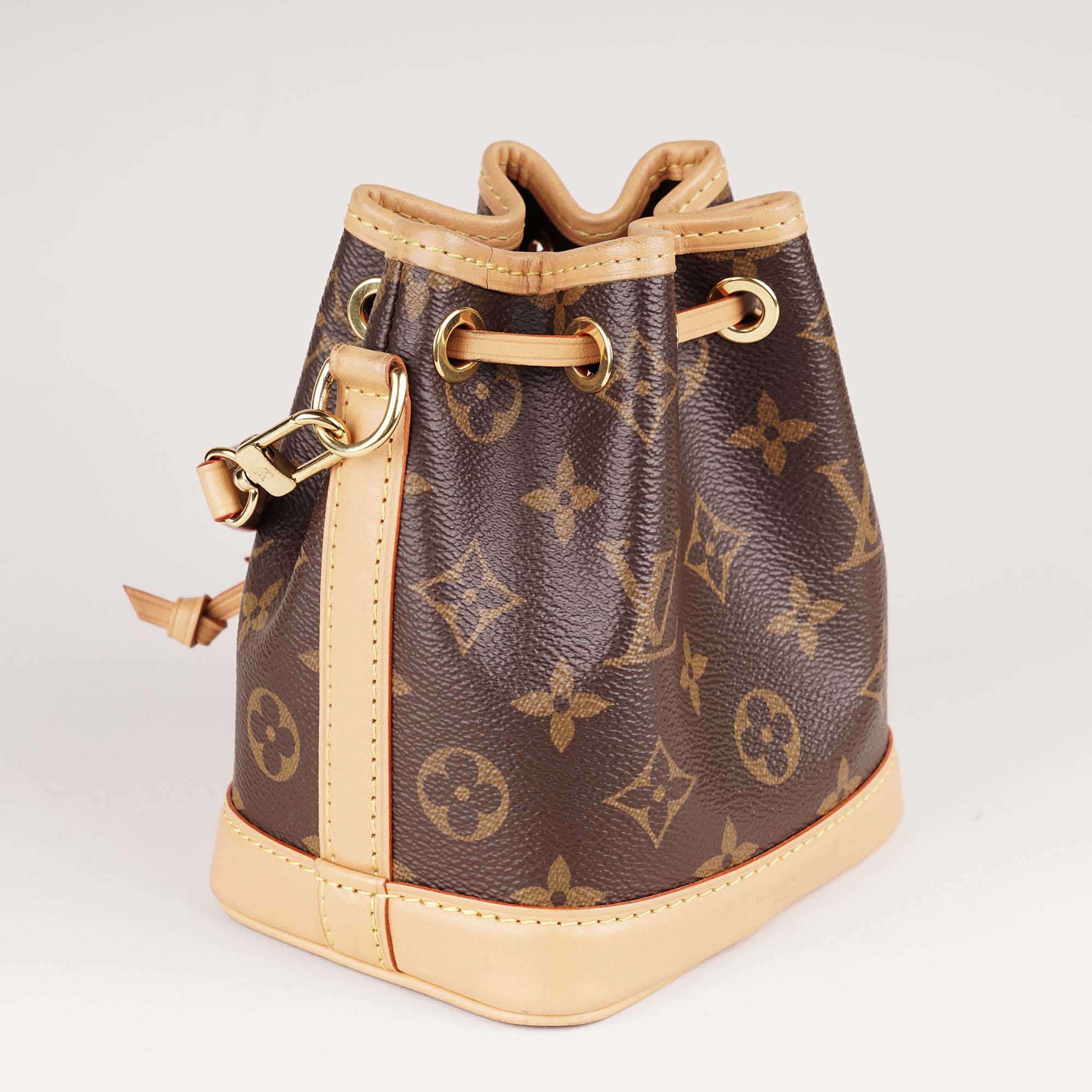 Nano Noé Bucket Bag image