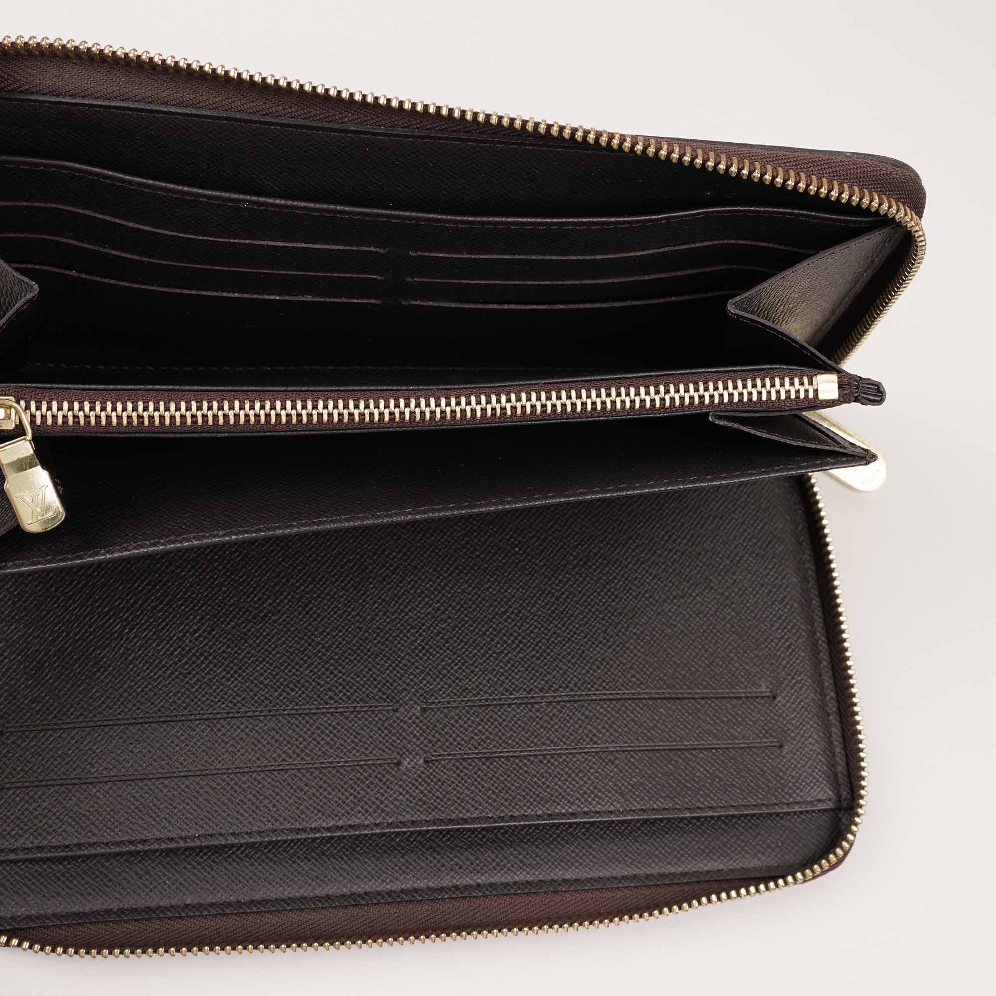 Zippy Organizer Wallet image