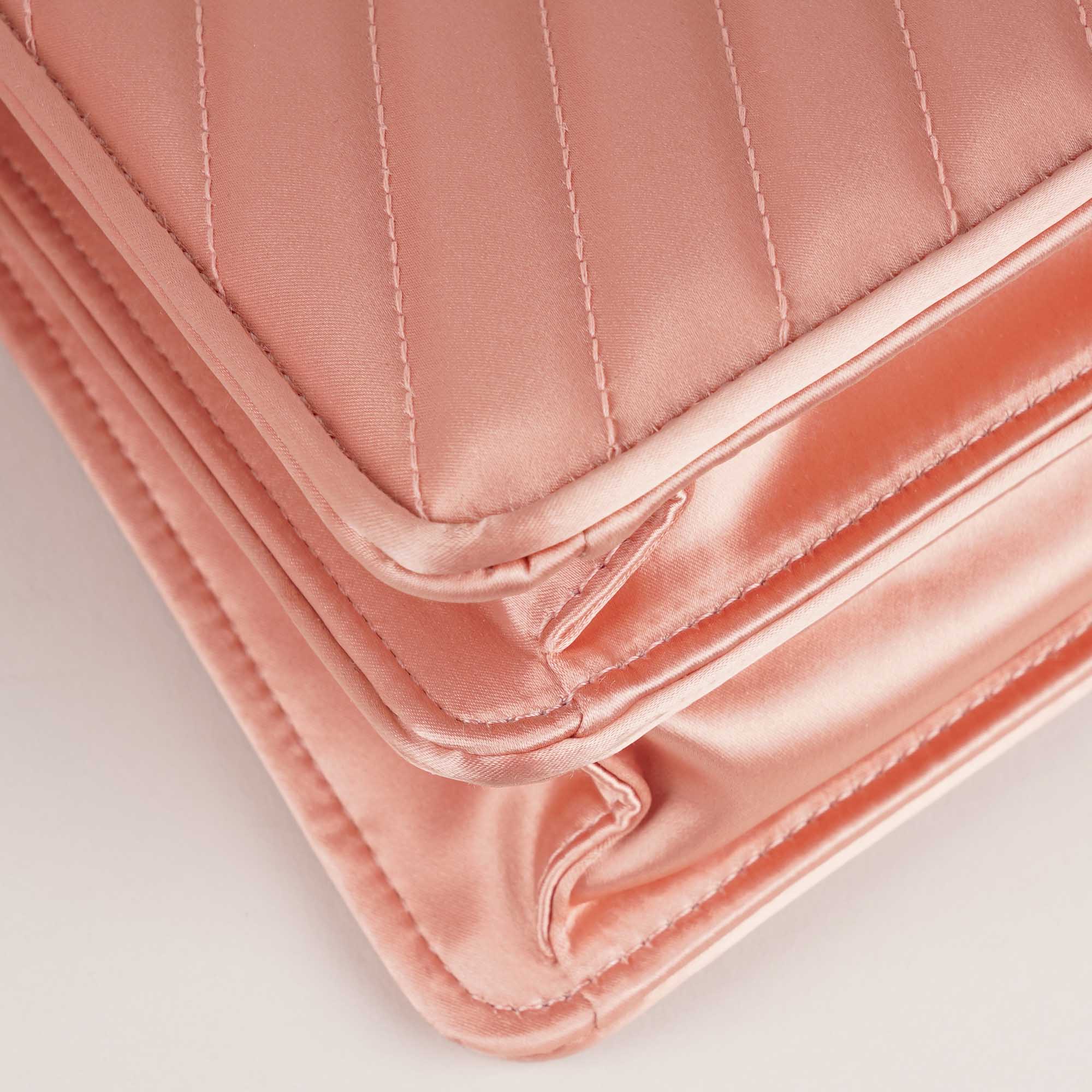 Peekaboo ISeeU East-West Bag image