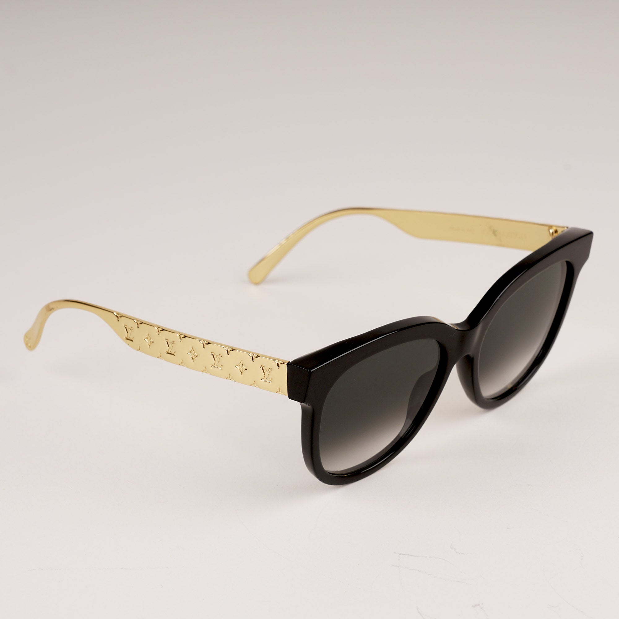 Sunglasses Black/Gold Monogram image