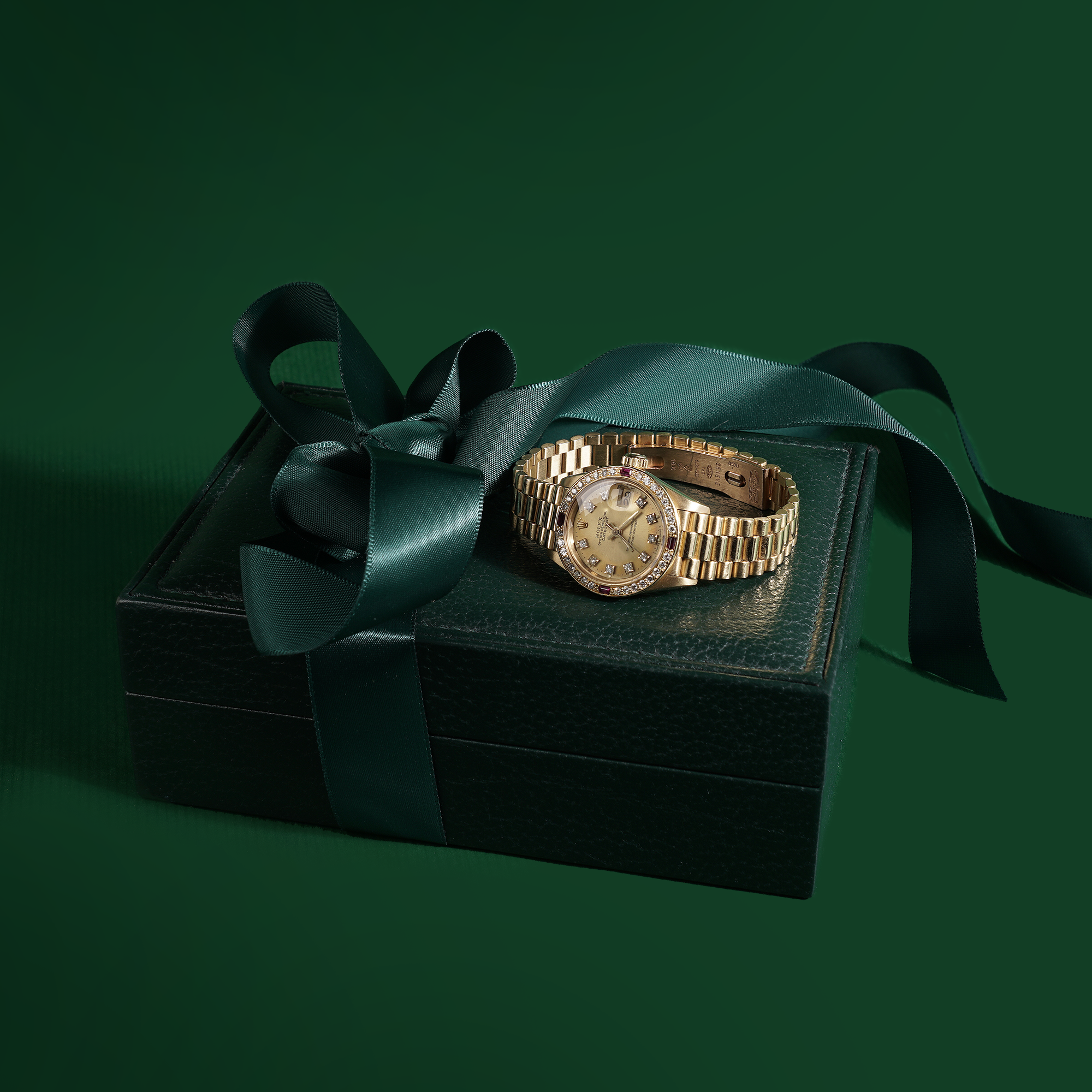 browse our exclusive selectionsplit-banner image