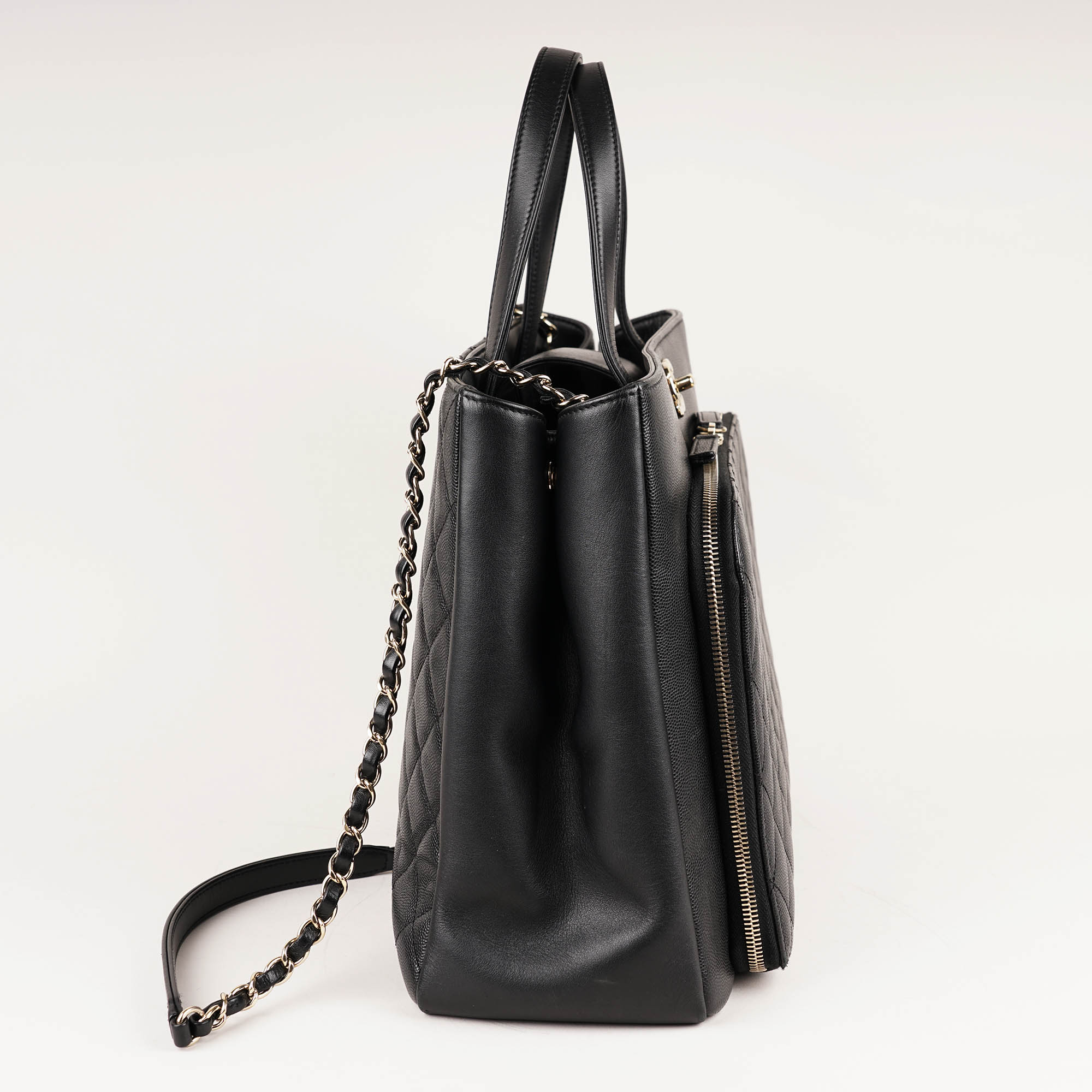 Large Pocket Tote image