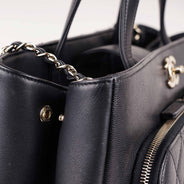 Large Pocket Tote thumbnail image