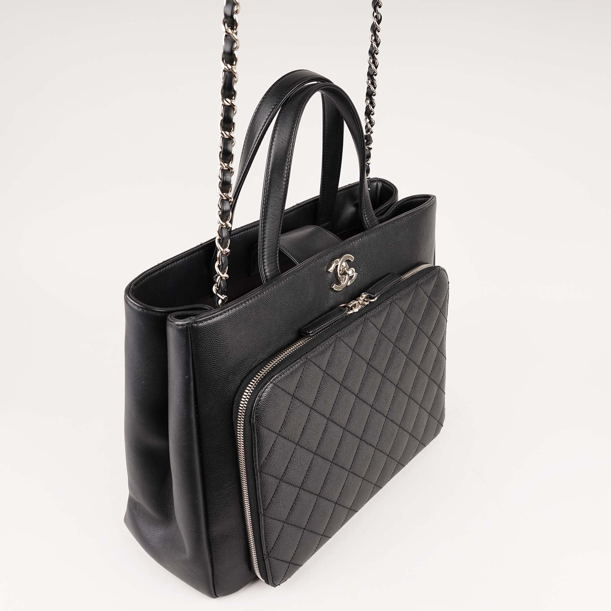 Large Pocket Tote image