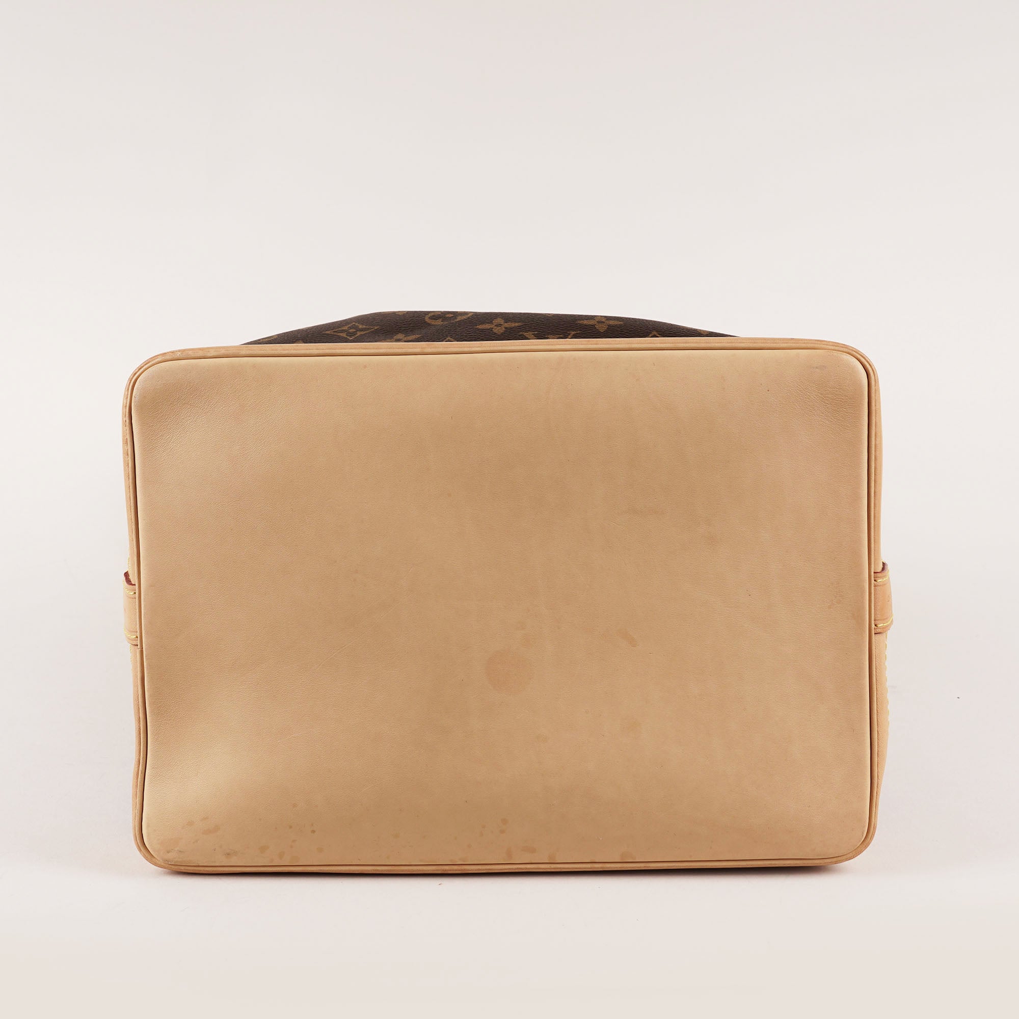 Large Noé Bucket Bag image
