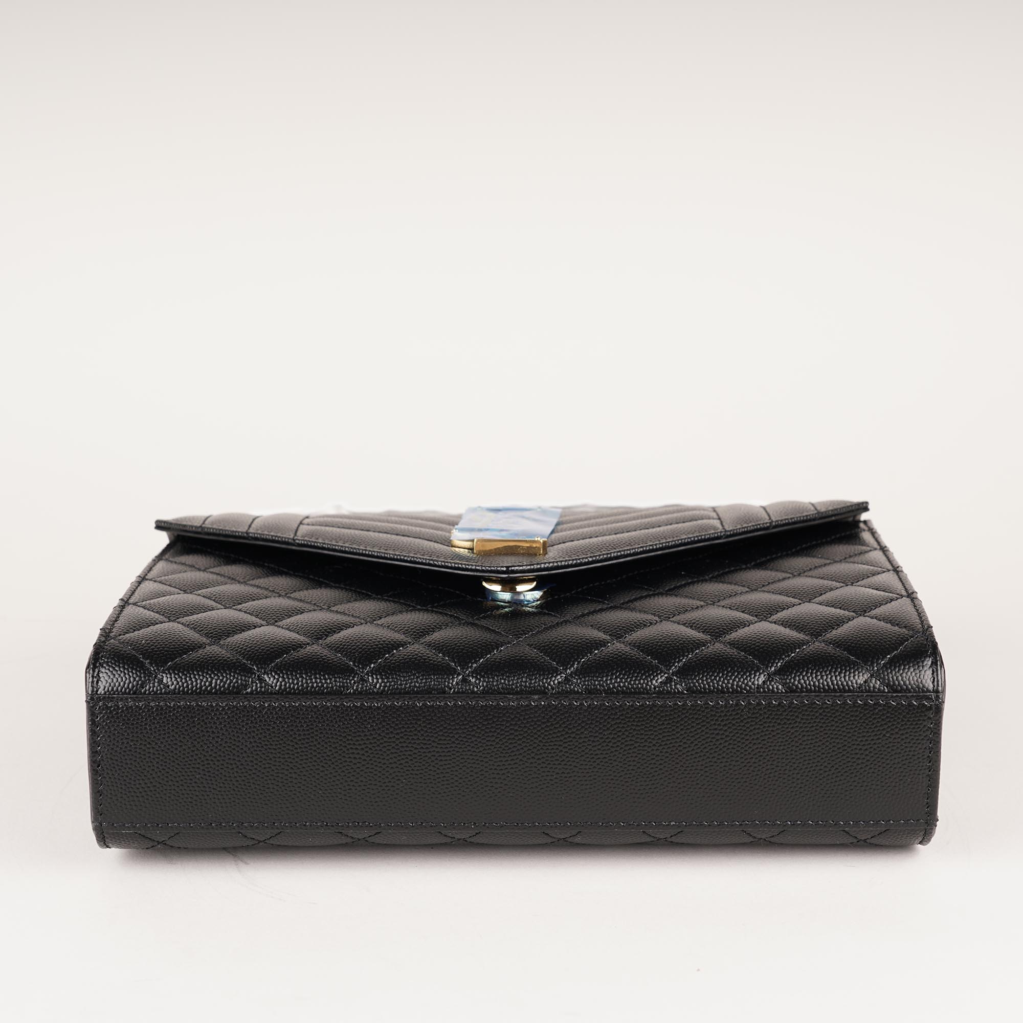 Medium Envelope Shoulder Bag image
