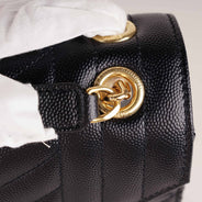 Medium Envelope Shoulder Bag thumbnail image
