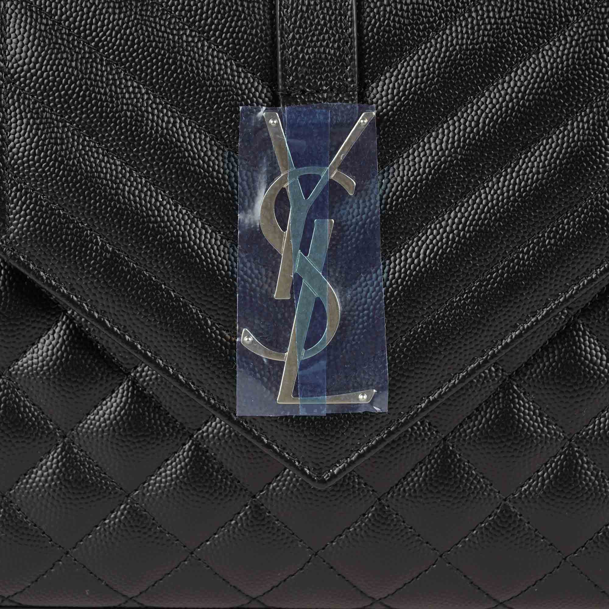 Medium Envelope Shoulder Bag image
