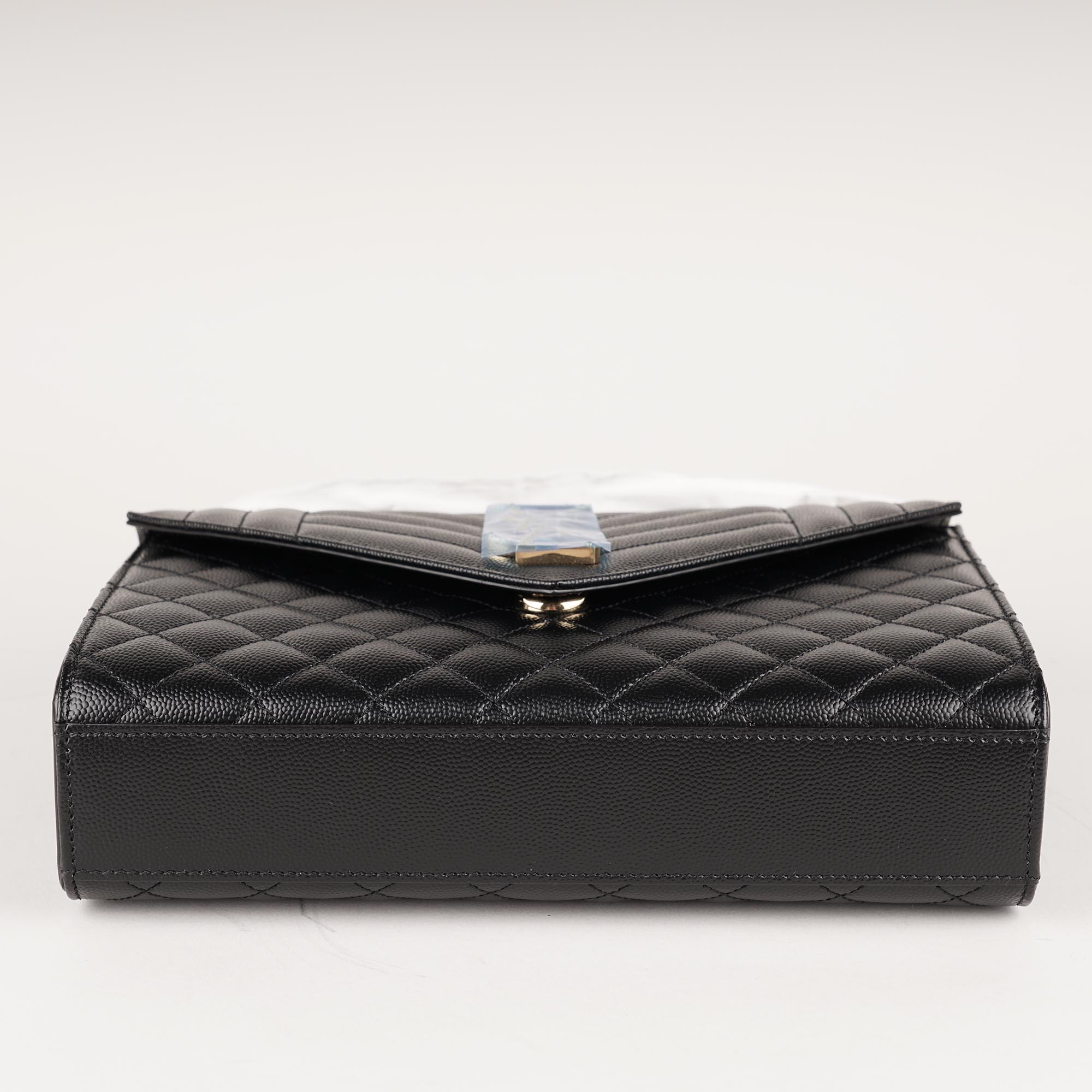 Medium Envelope Shoulder Bag image