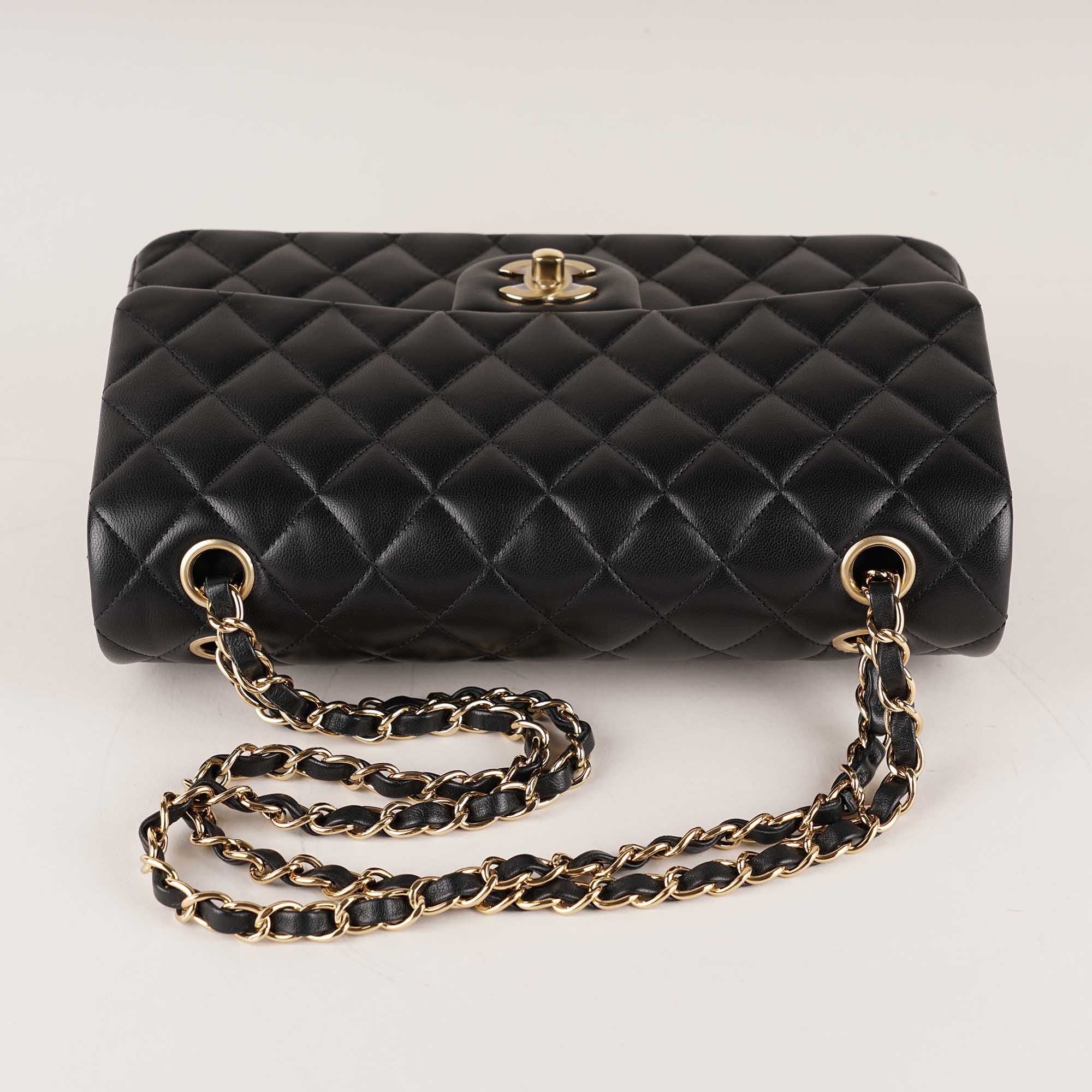 Classic Medium Double Flap Bag image