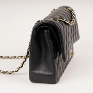 Classic Medium Double Flap Bag thumbnail image