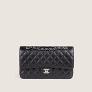 Classic Medium Double Flap Bag thumbnail image