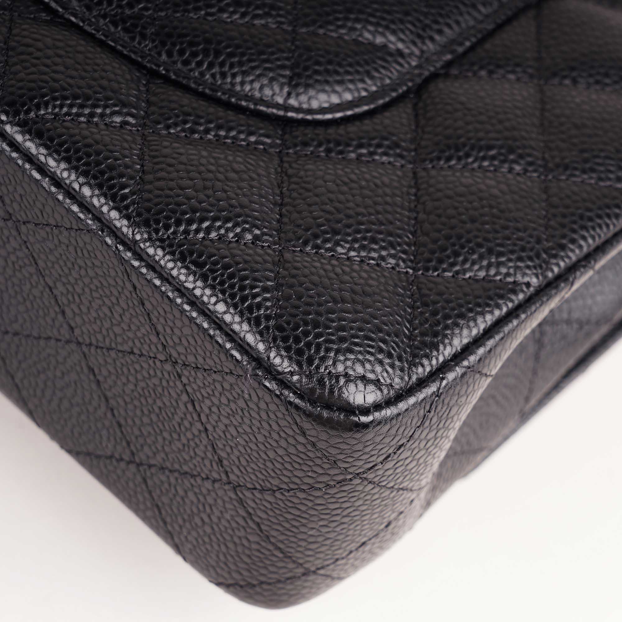 Classic Medium Double Flap Bag image