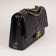 Classic Medium Double Flap Bag thumbnail image