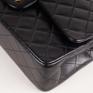 Classic Medium Double Flap Bag thumbnail image