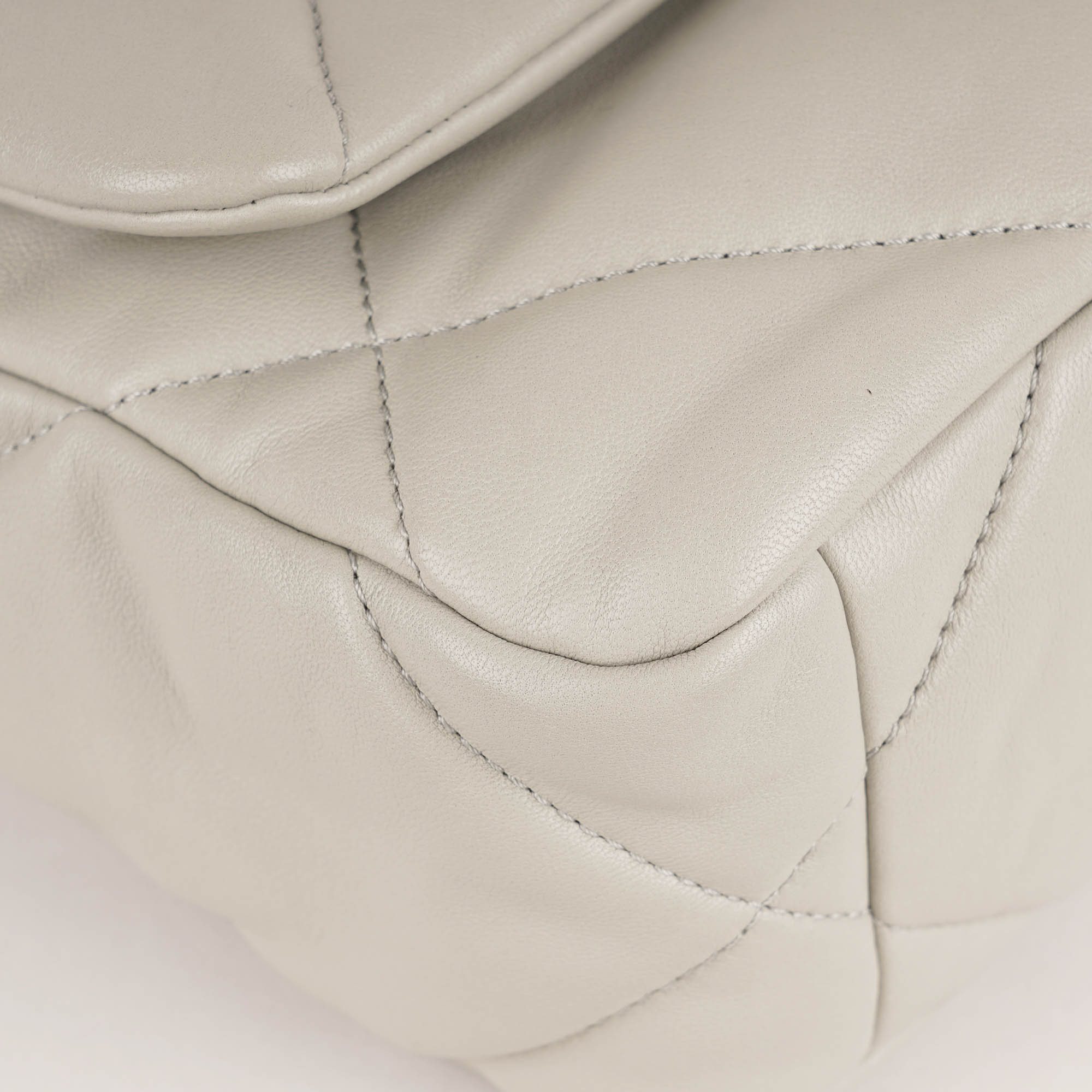 19 Small Flap Bag image