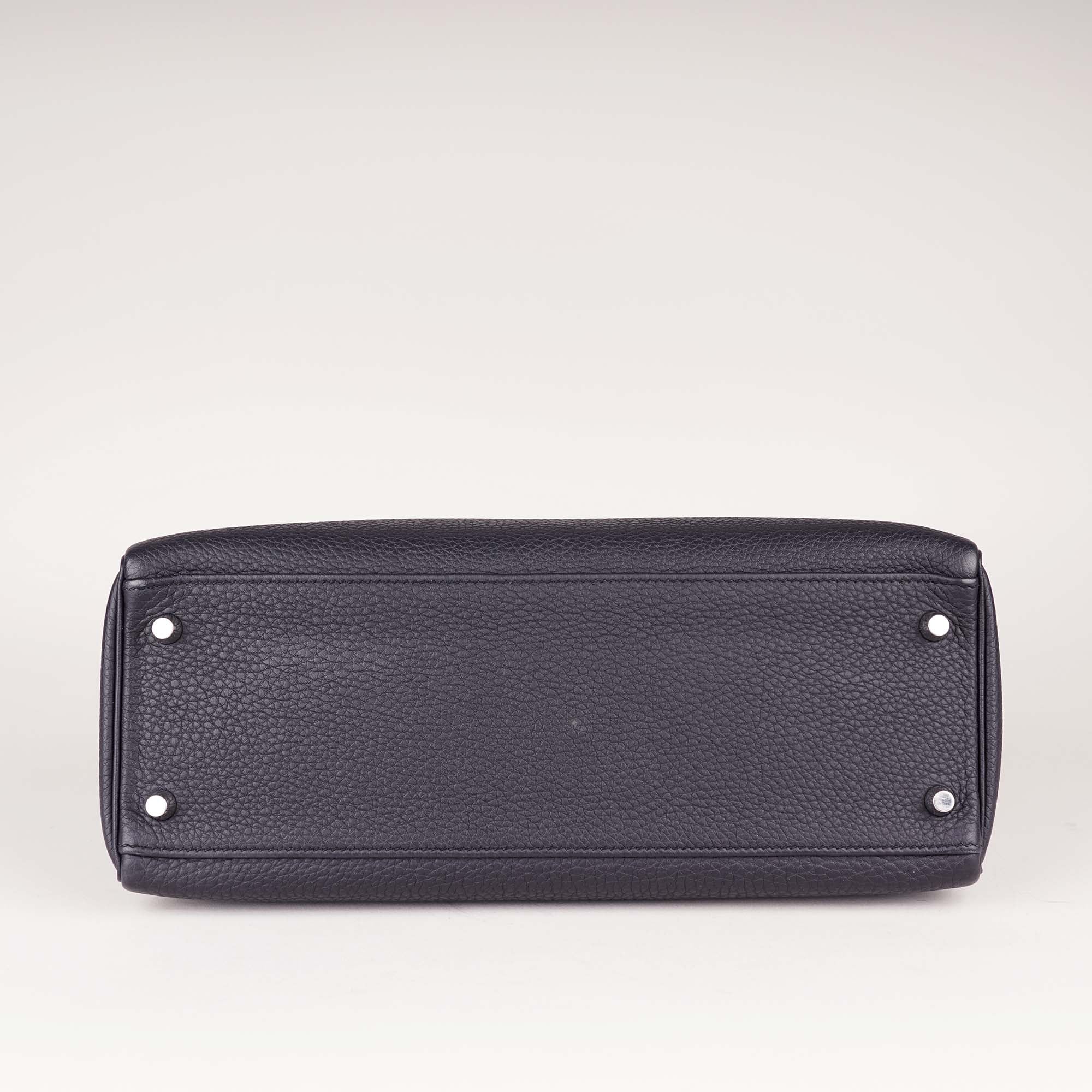 Kelly 32 Handbag image