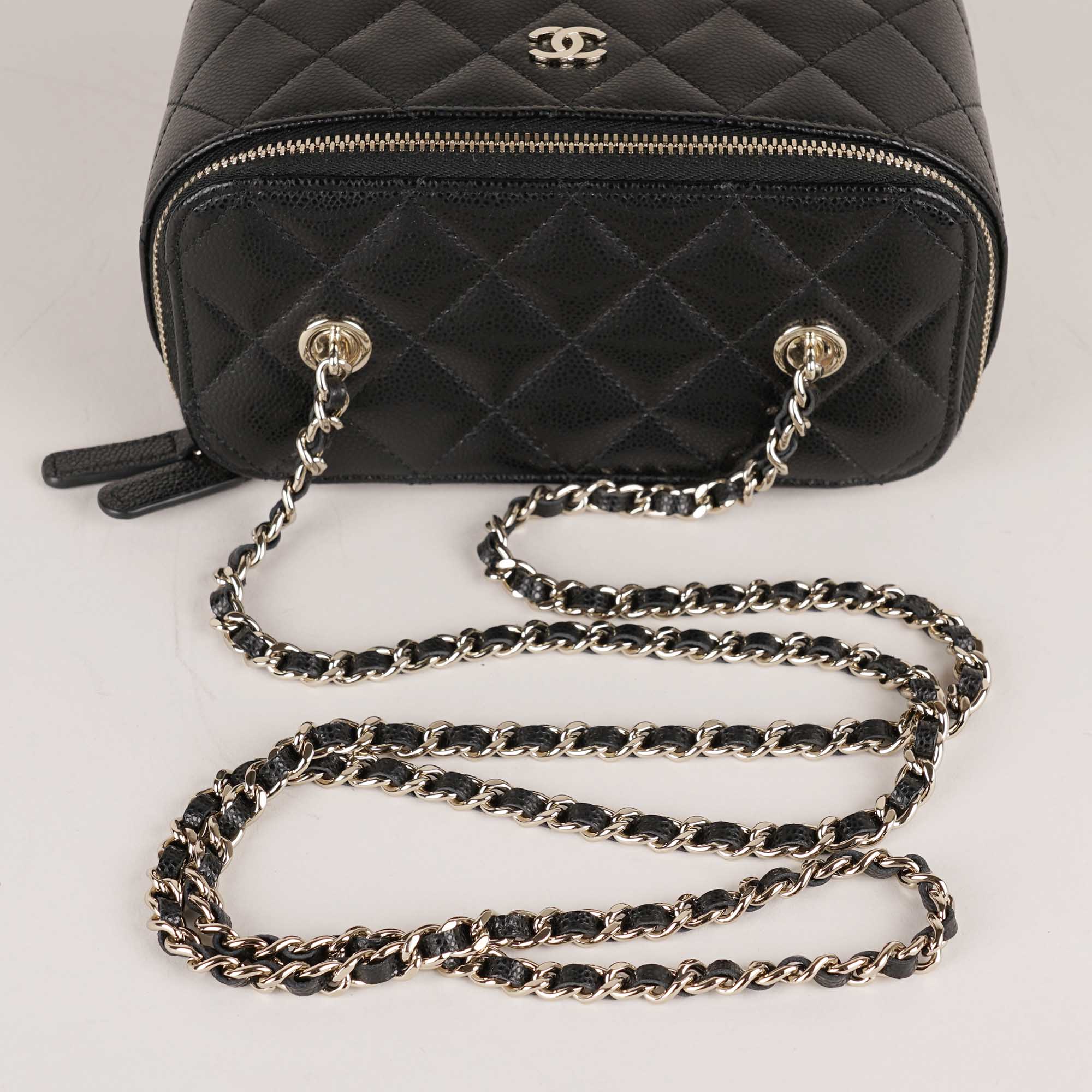 Small Vanity on Chain image