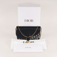 Medium Saddle Pouch with Chain thumbnail image