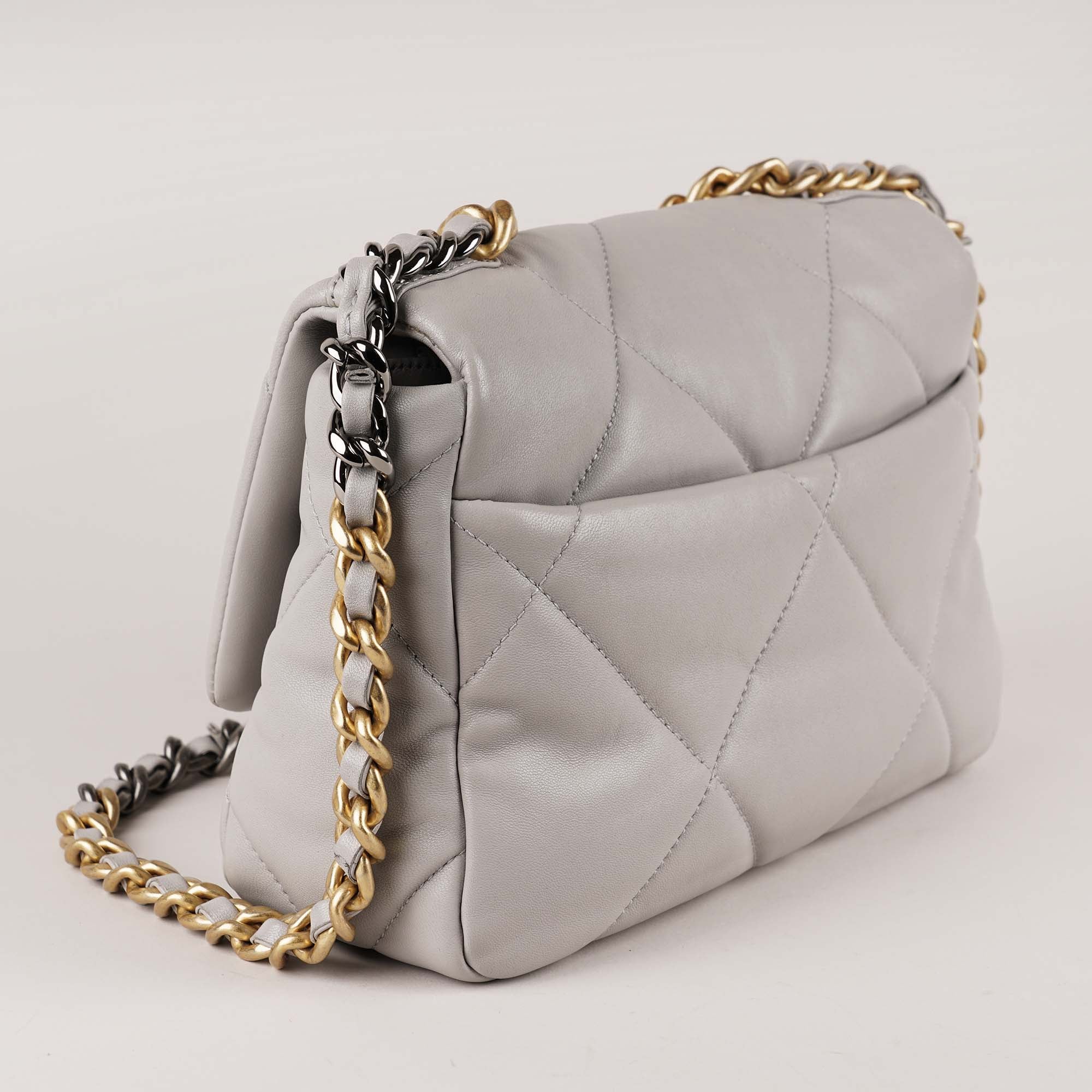 Chanel Small 19 Flap Bag Grey Leather image