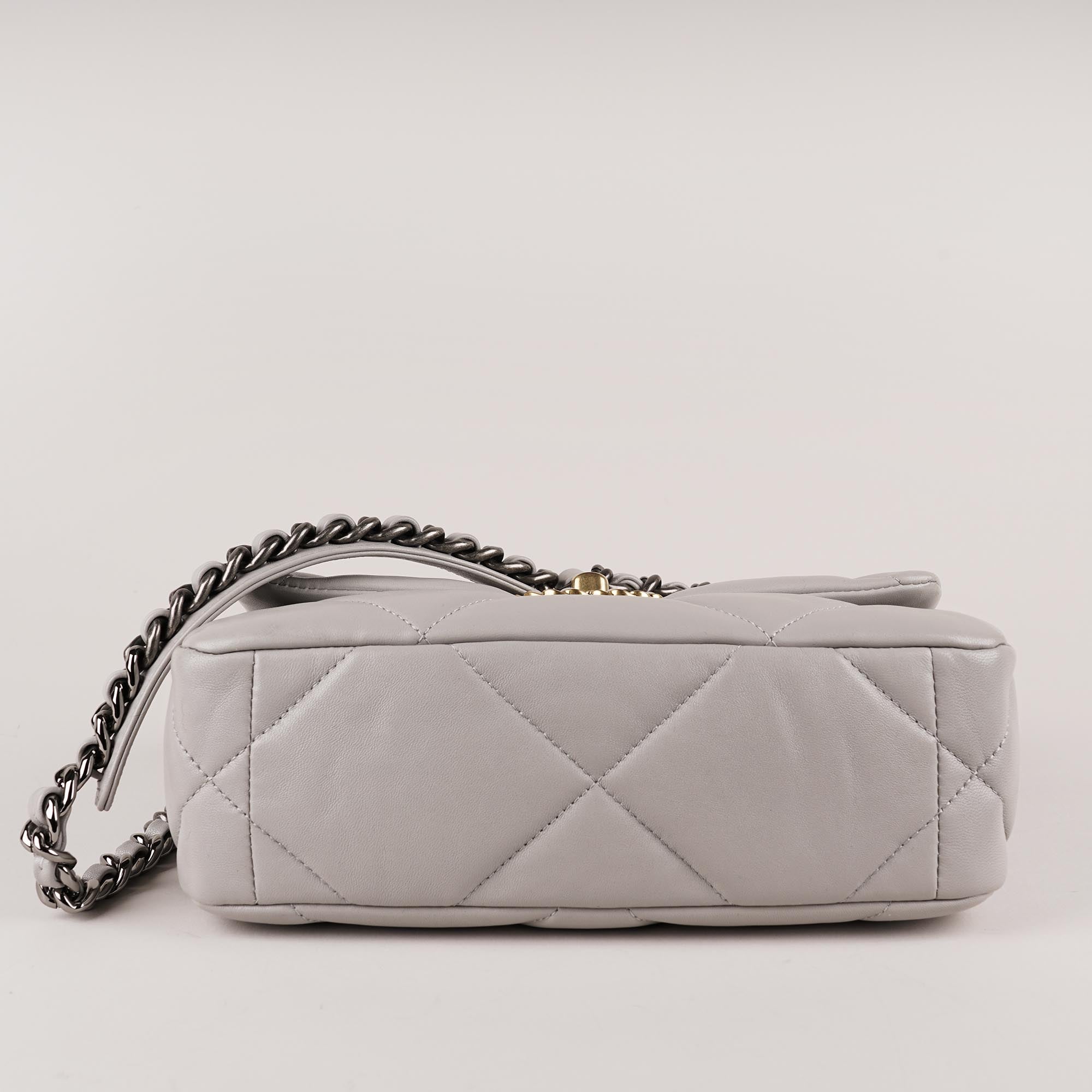 Chanel Small 19 Flap Bag Grey Leather image