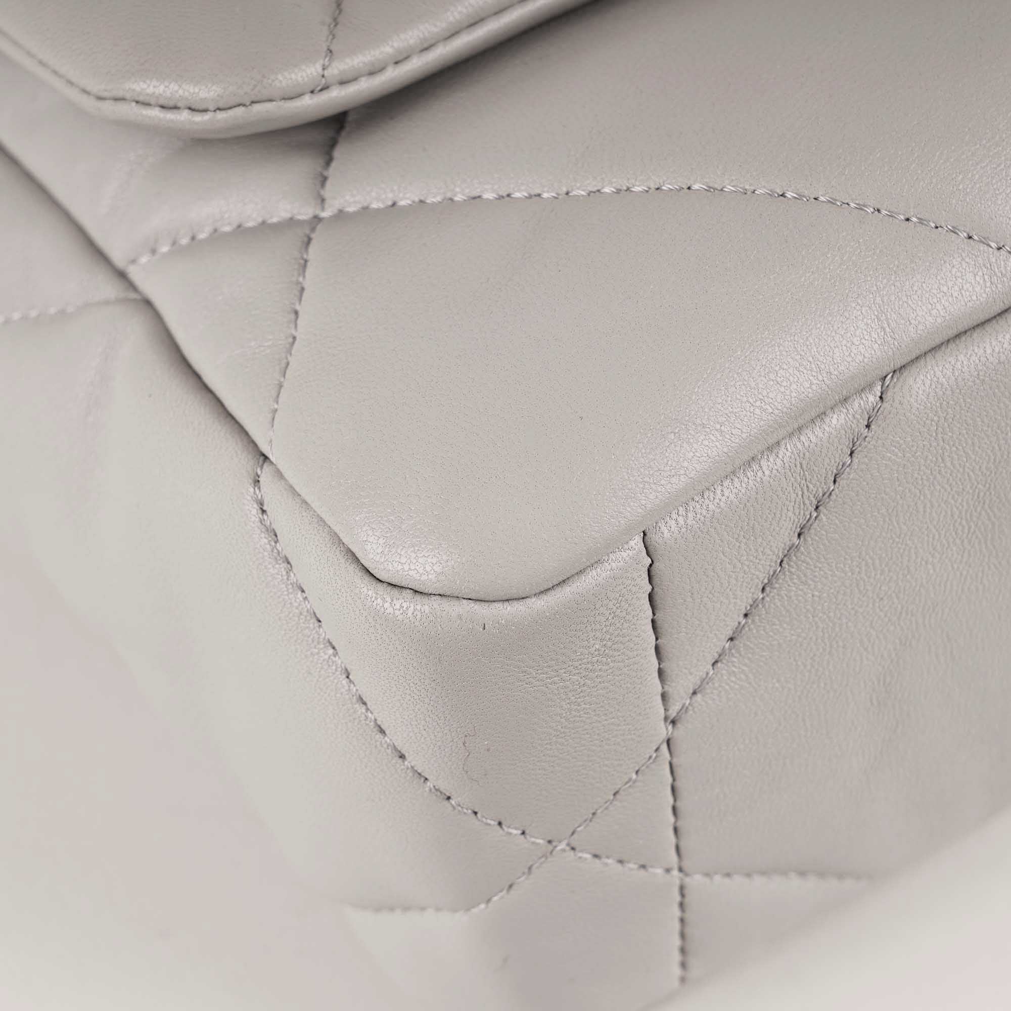 Chanel Small 19 Flap Bag Grey Leather image