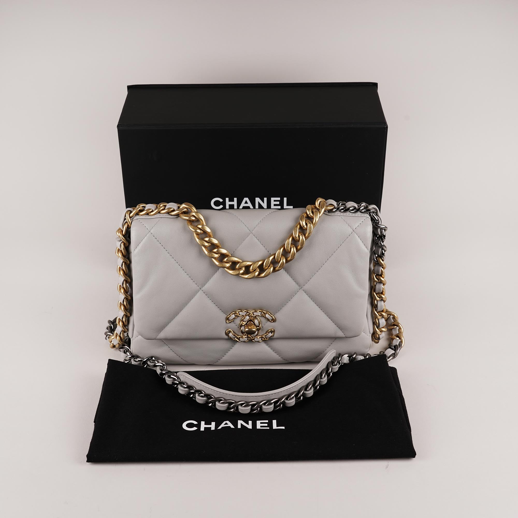 Chanel Small 19 Flap Bag Grey Leather image