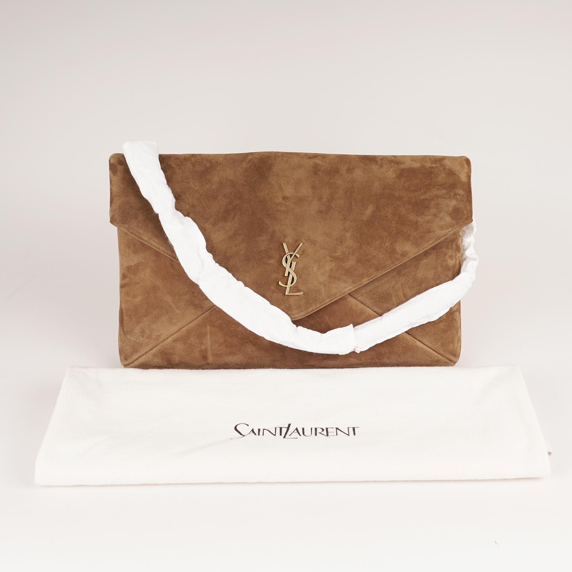 Cassandre Large Pouch On Chain image