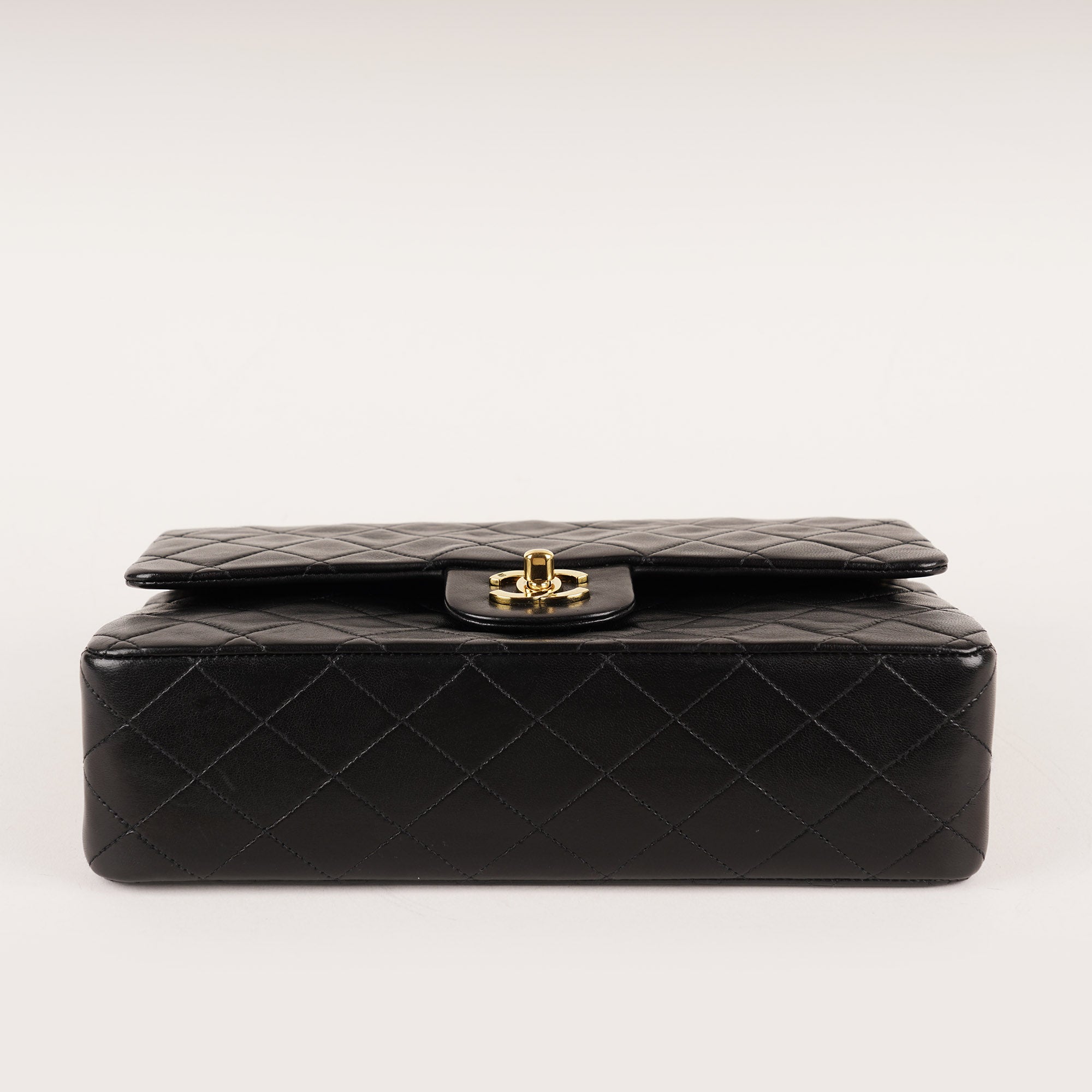 Classic Medium Vintage Double Flap Bag image