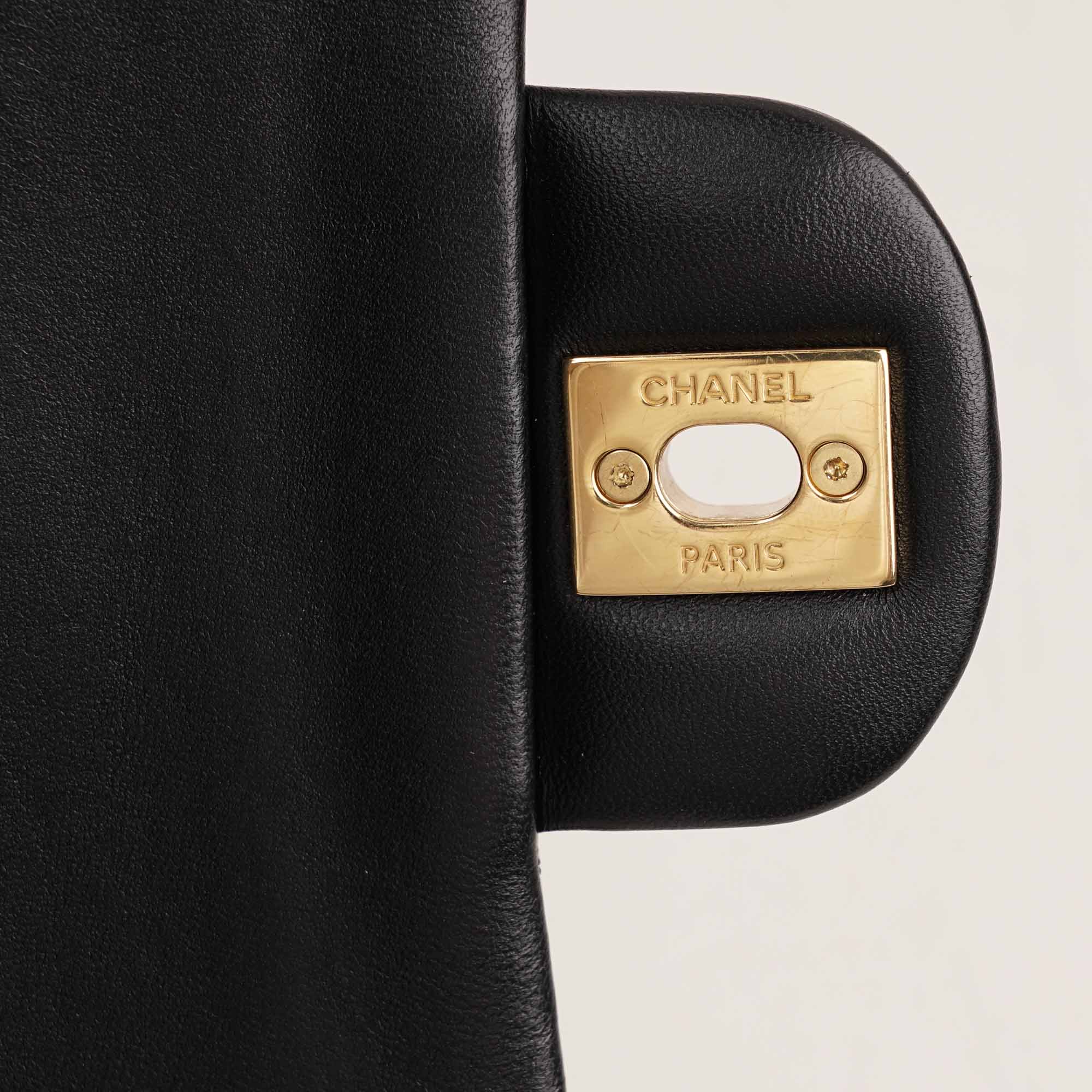Classic Medium Double Flap Bag image