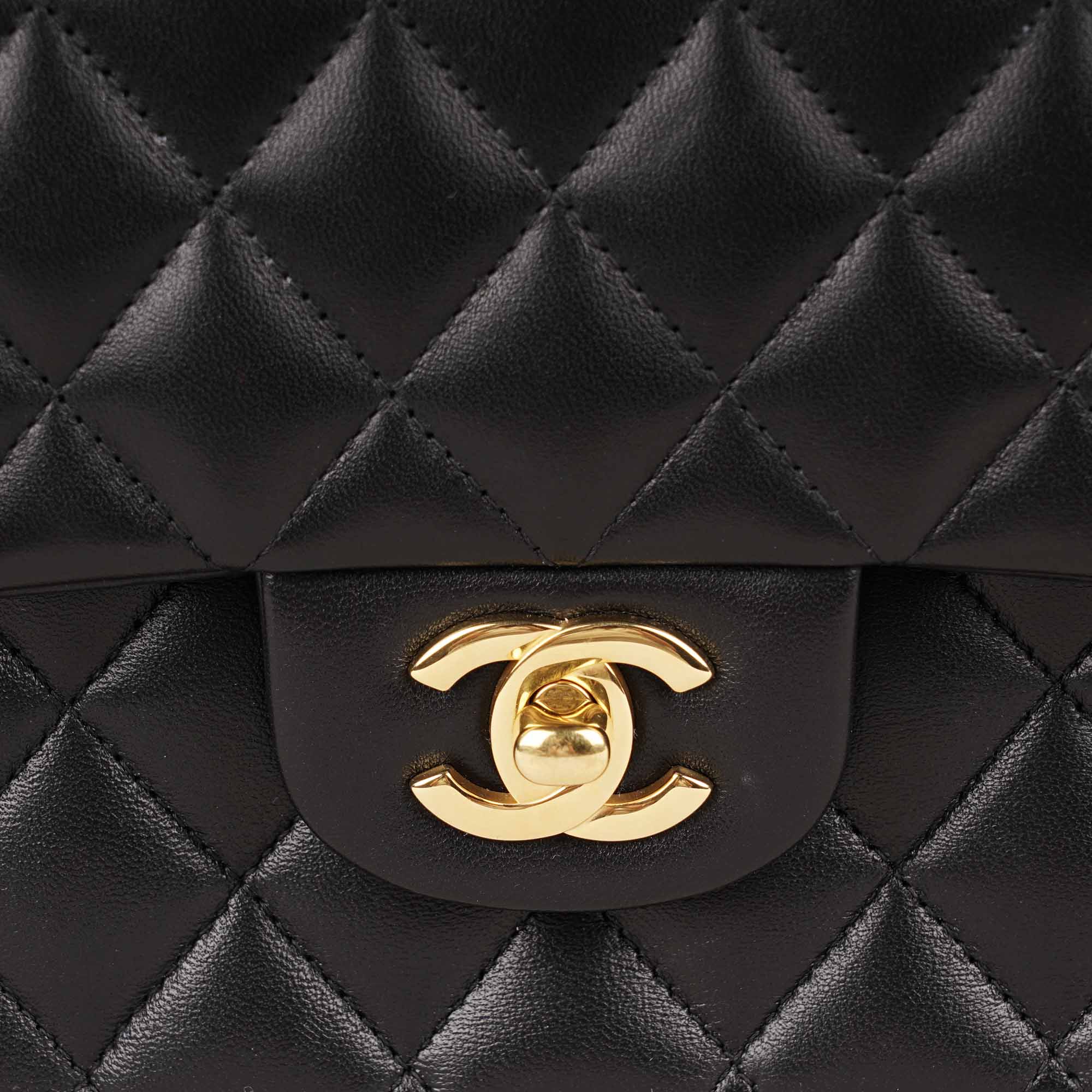 Classic Medium Double Flap Bag image