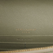 Saint Laurent Cassandre plånbok på kedja Sage Green Grain de Poudre läder thumbnail image