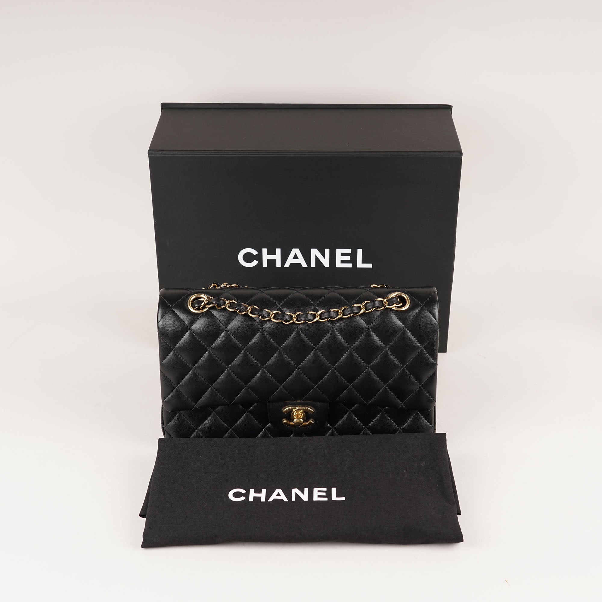 Classic Medium Double Flap Bag image