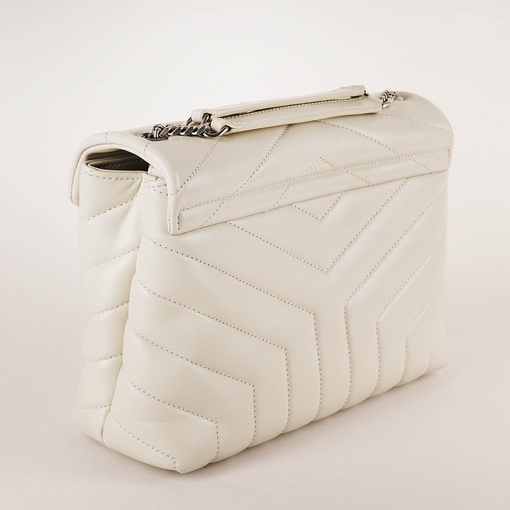 Small LouLou Shoulder Bag image