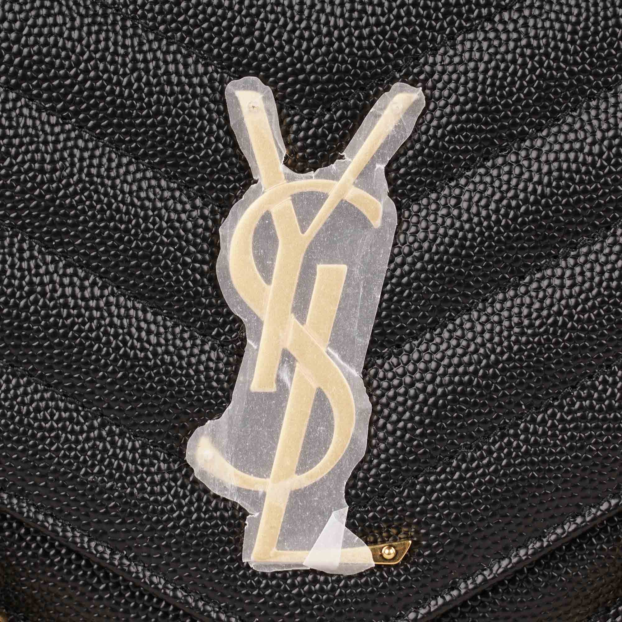 Cassandre Large Wallet On Chain image