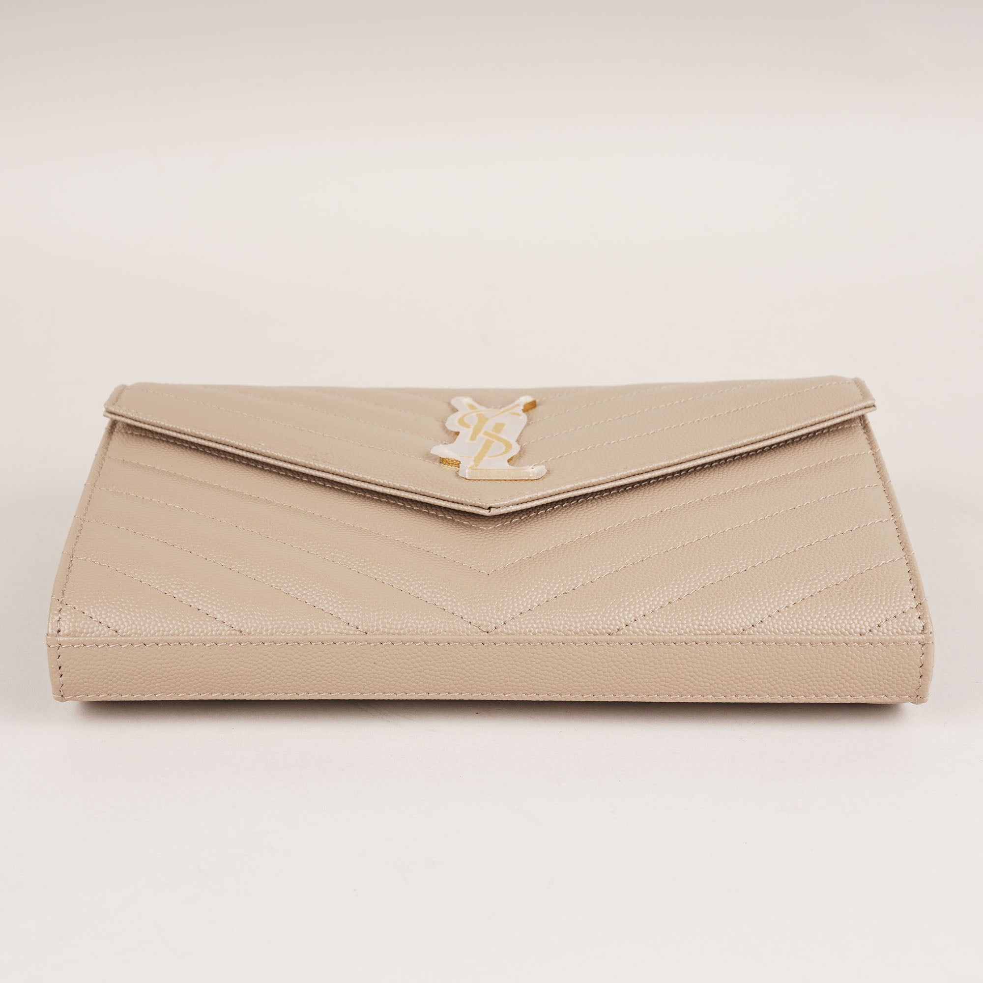 Cassandre Large Wallet On Chain image