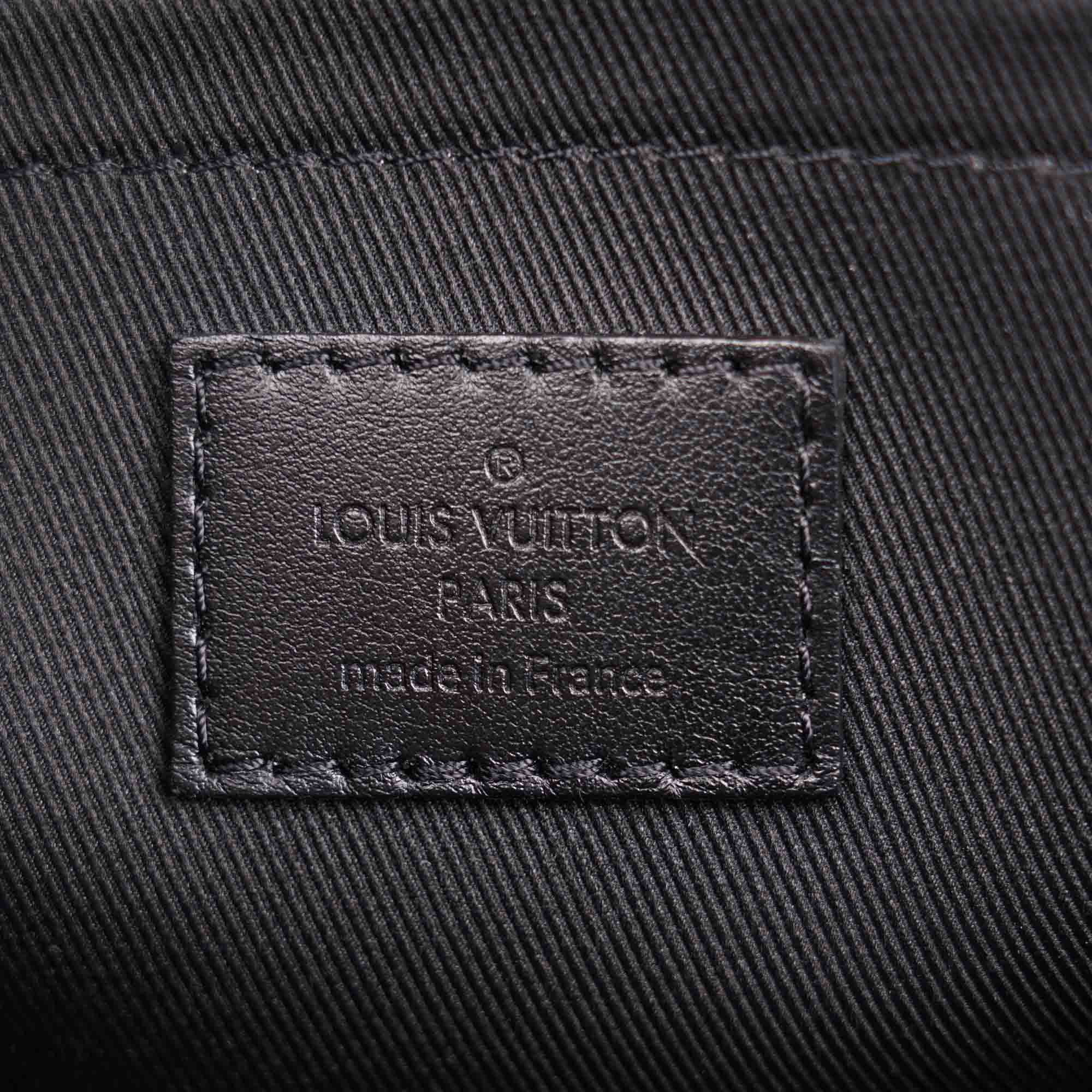 Louis Vuitton Pochette Voyage Souple Monogram Eclipse Canvas image