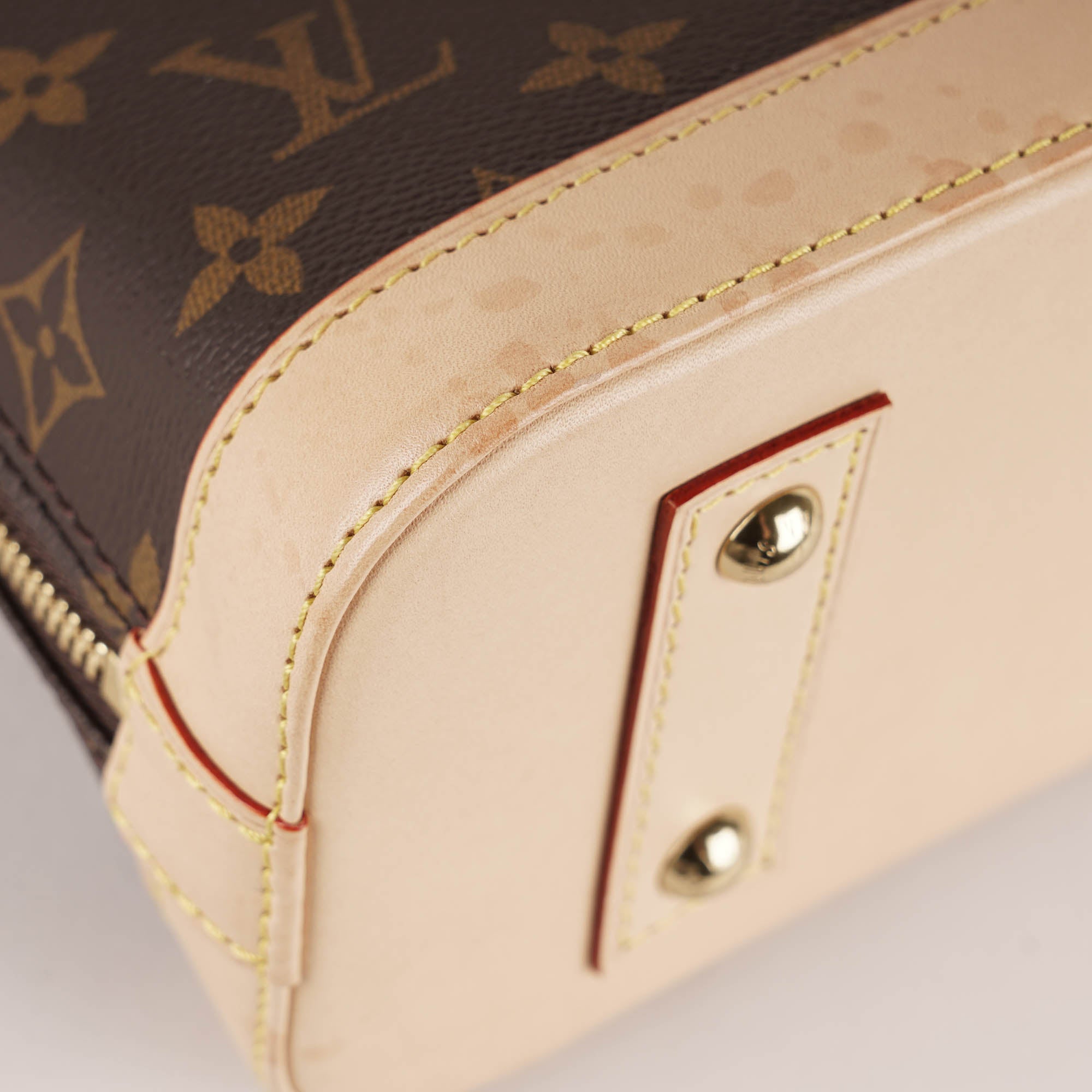 Alma BB Top Handle image