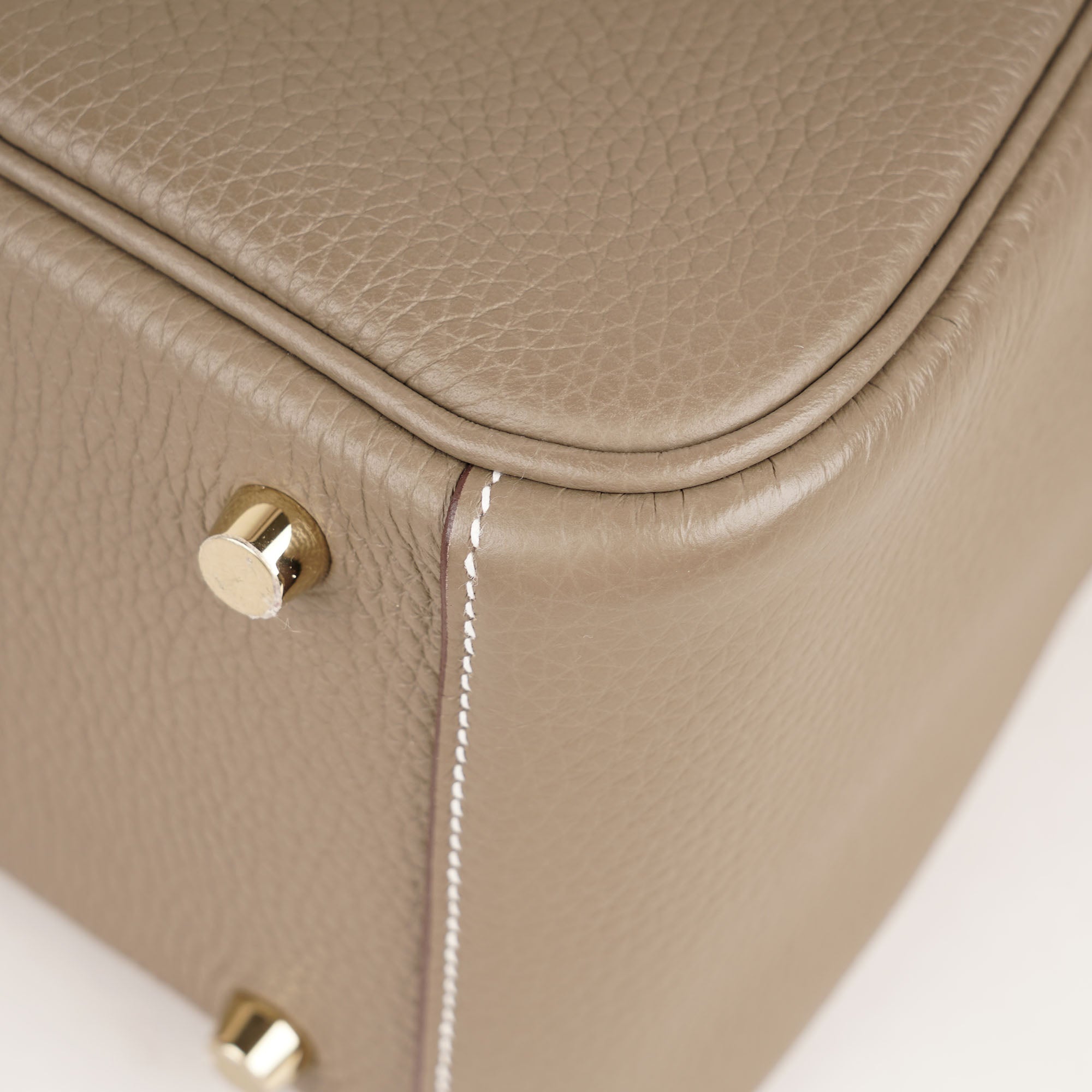 Lindy Bag 26 image