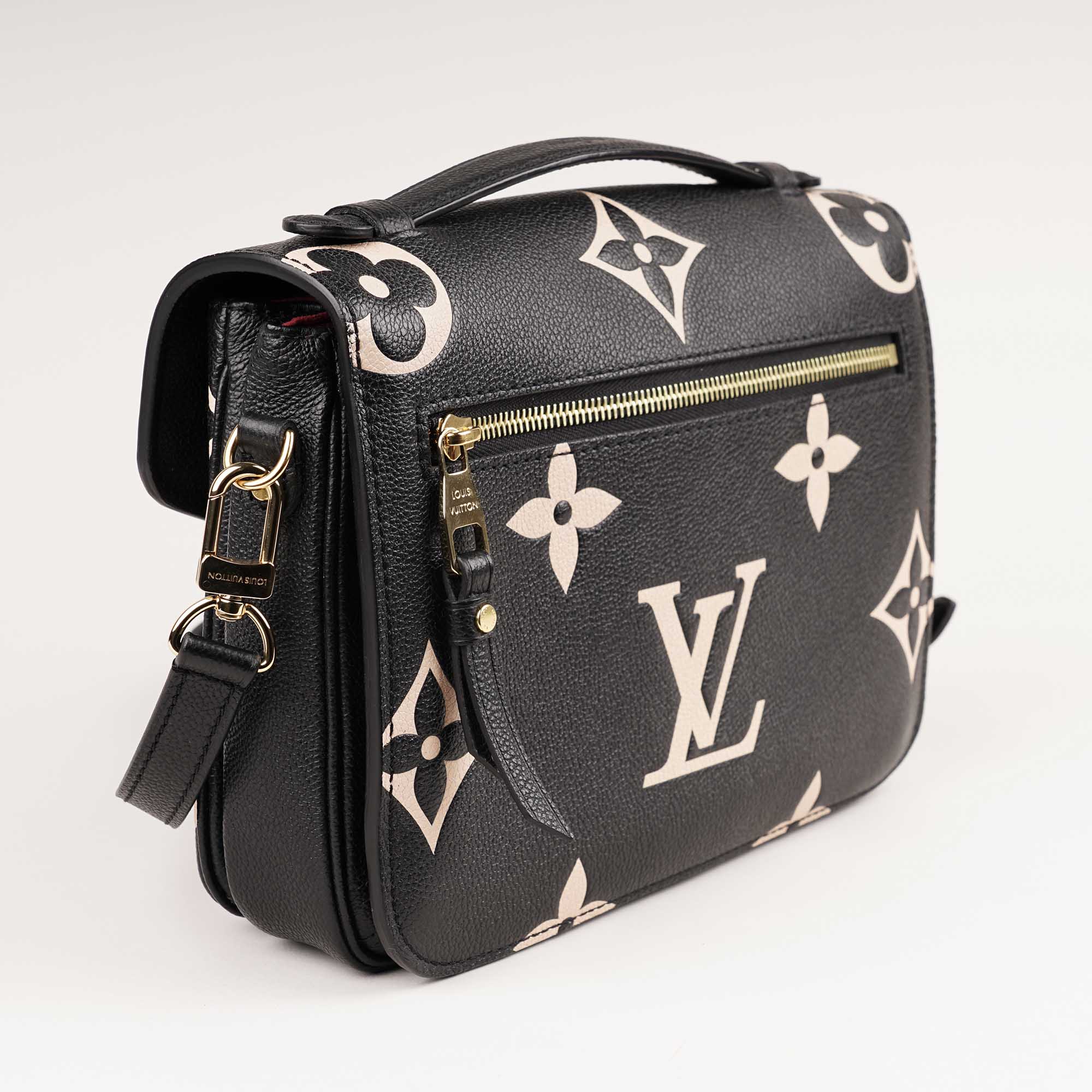 Pochette Metis MM Bag image