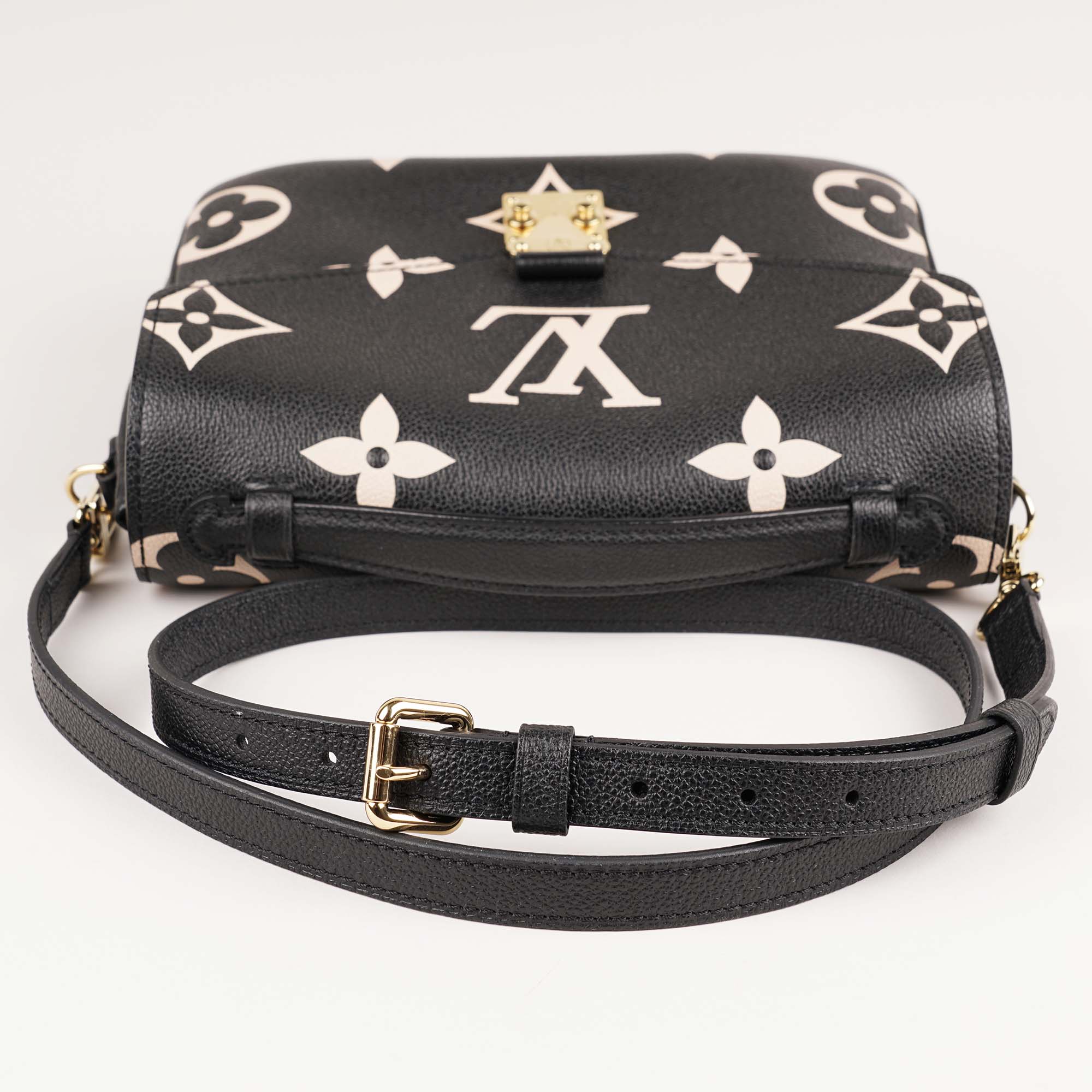 Pochette Metis MM Bag image