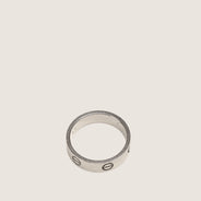 Love Ring White Gold thumbnail image