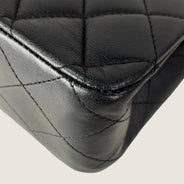 Classic Medium Double Flap Bag thumbnail image