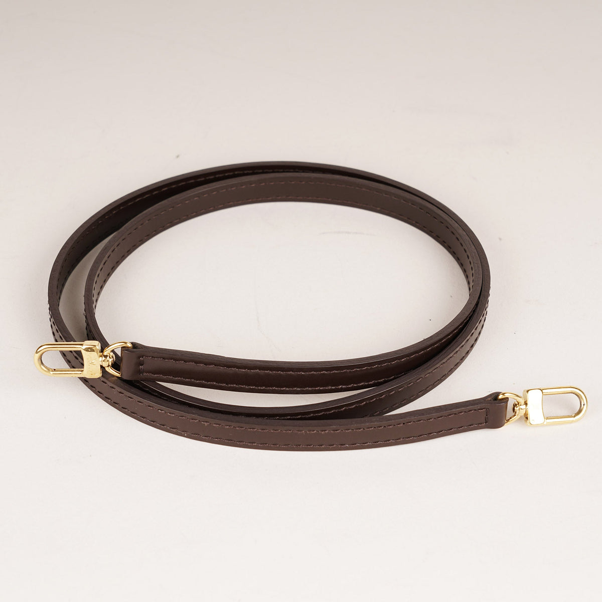Alma BB Damier Ebene Canvas - LOUIS VUITTON - Affordable Luxury image