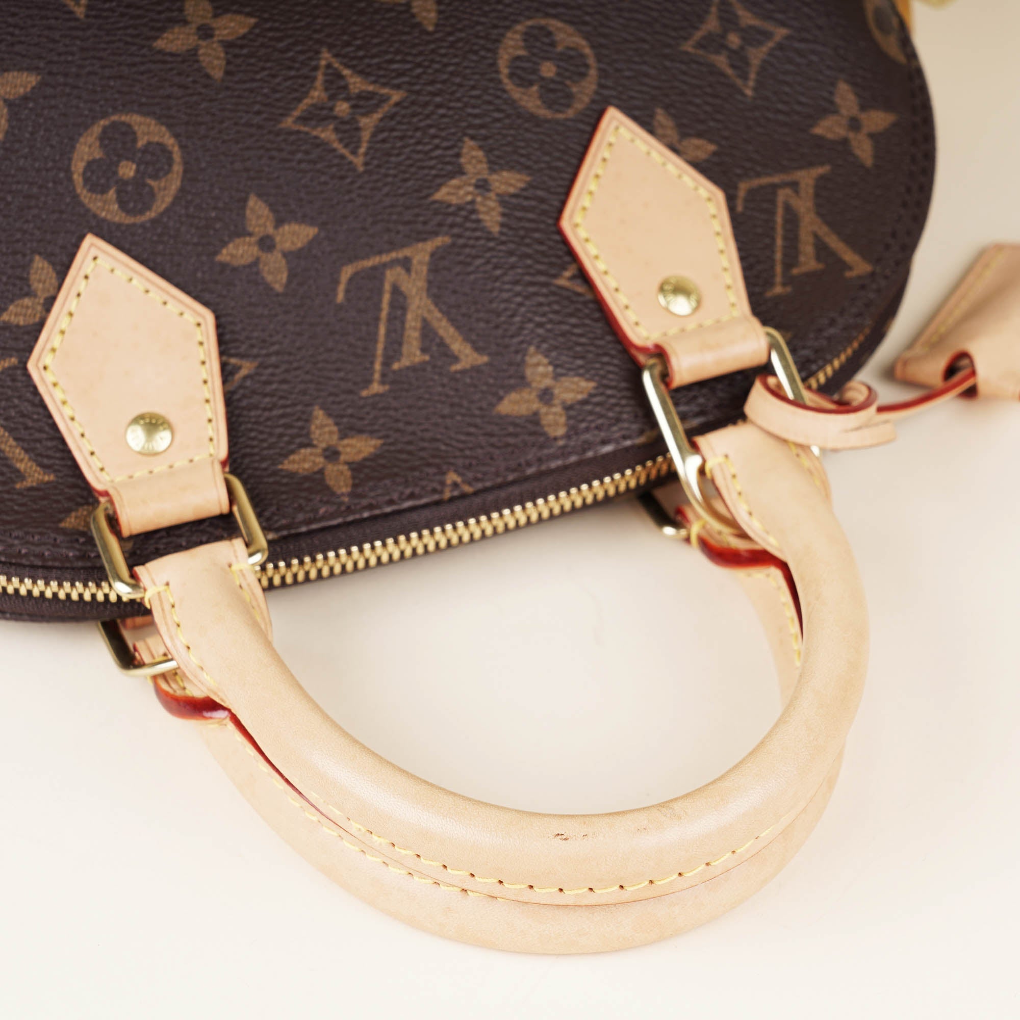 Alma BB Top Handle - LOUIS VUITTON - Affordable Luxury image